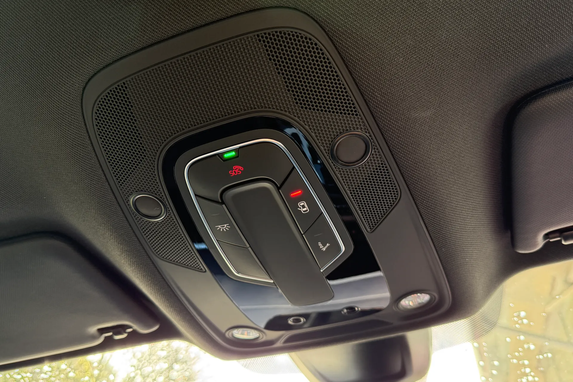 Audi Q5 thumbnail image number 36