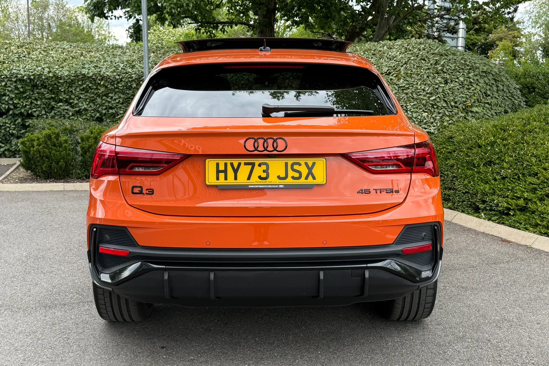 Audi Q3 thumbnail image number 13