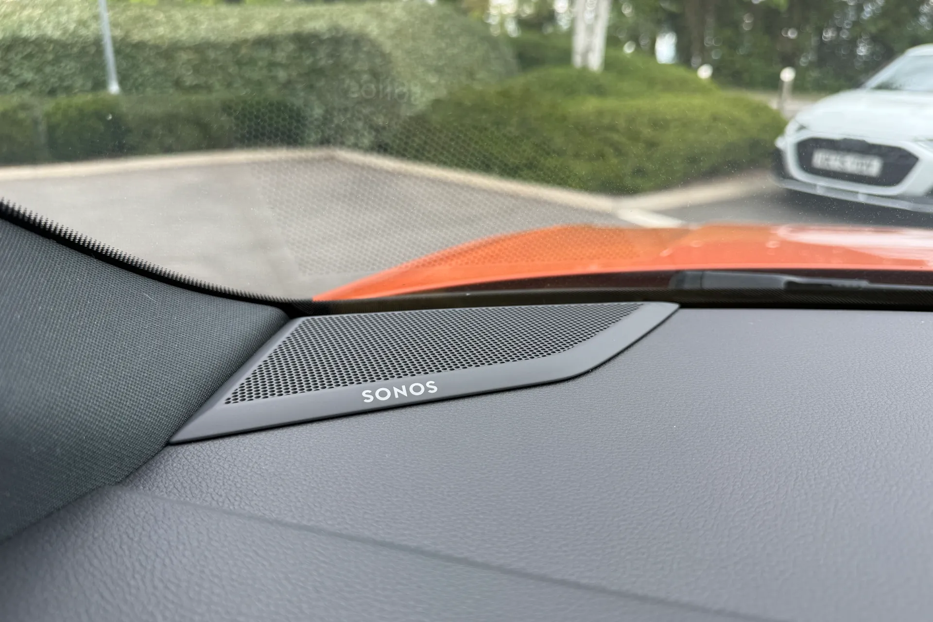 Audi Q3 thumbnail image number 29