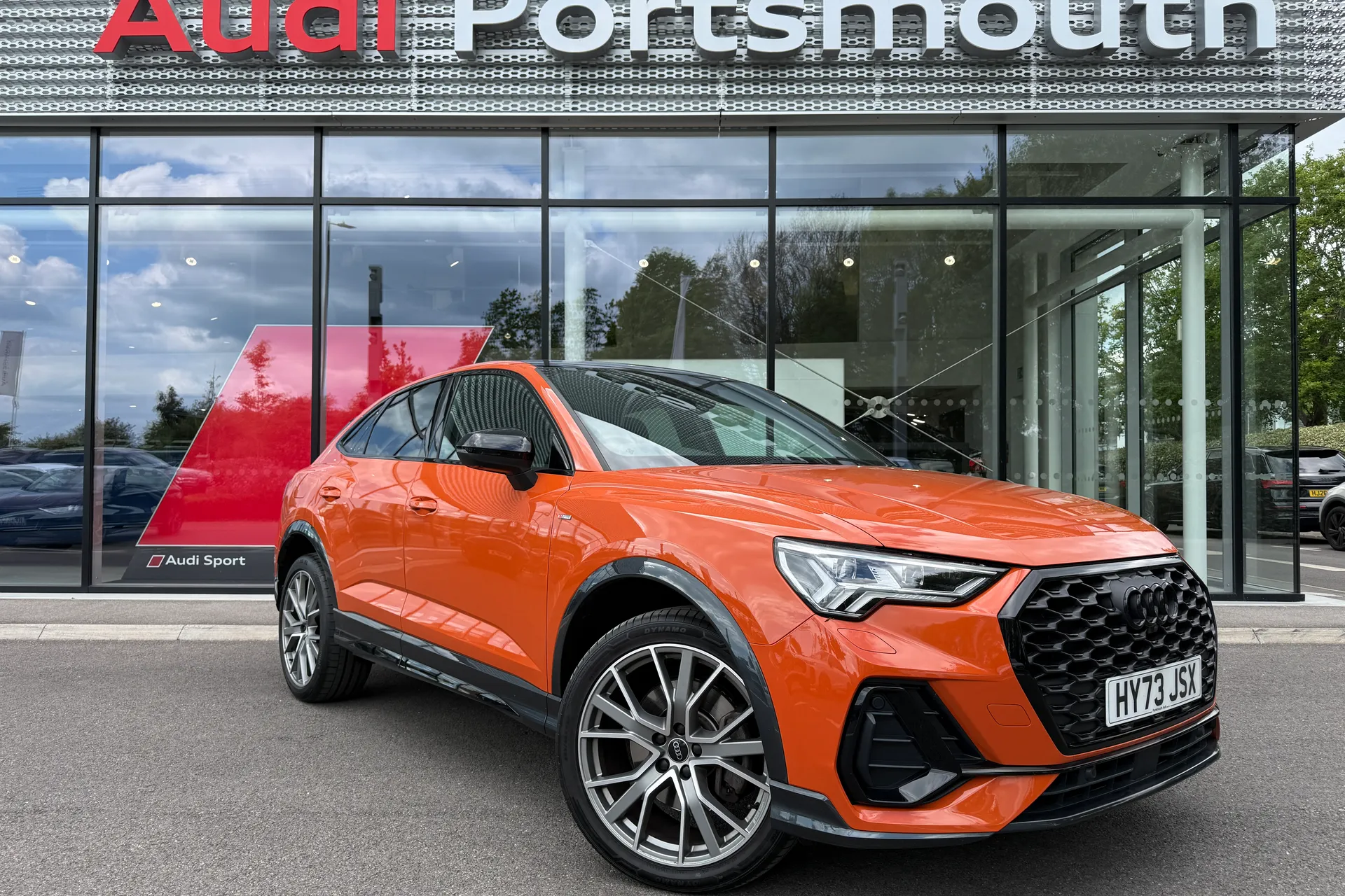 Audi Q3 focused image