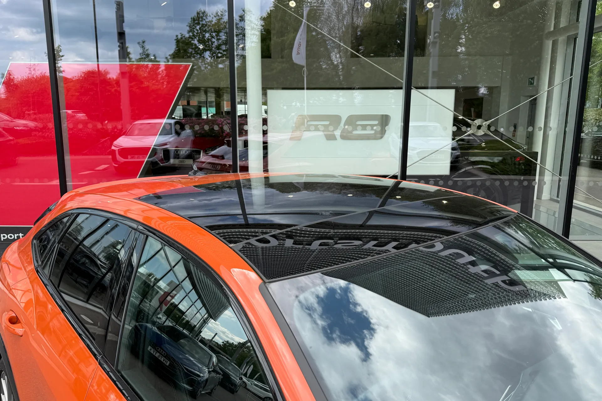 Audi Q3 thumbnail image number 17
