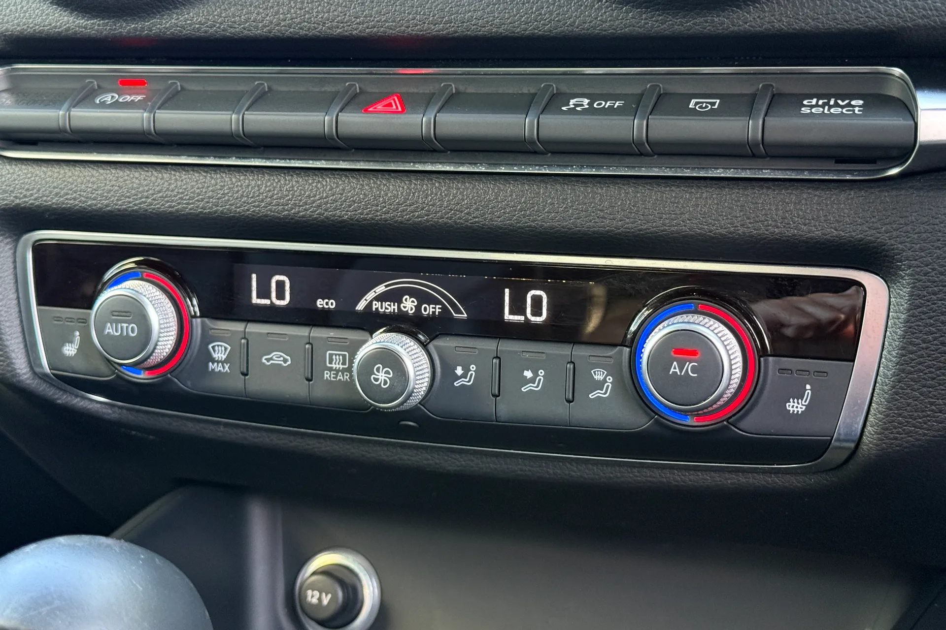 Audi A3 thumbnail image number 22