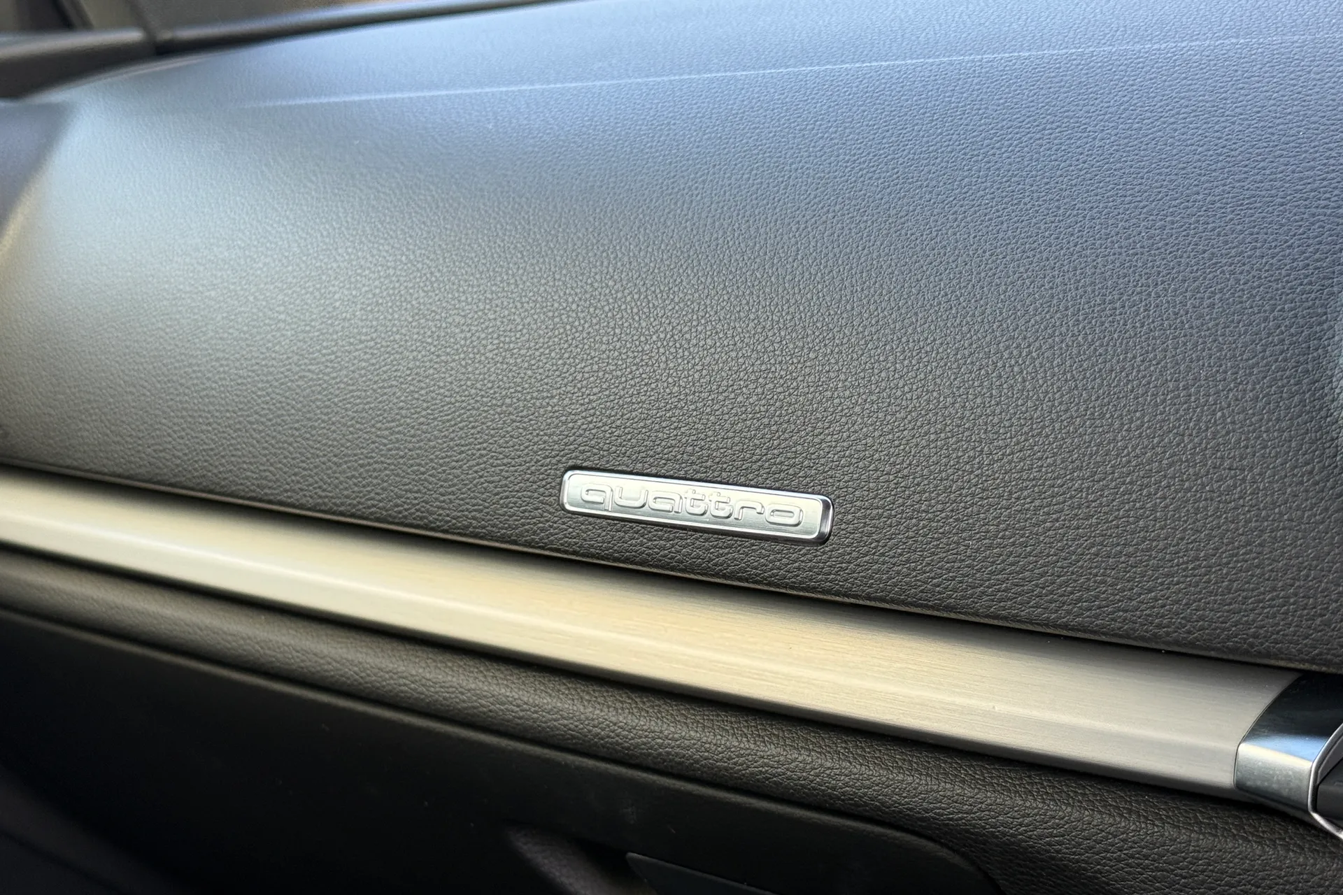 Audi A3 thumbnail image number 34