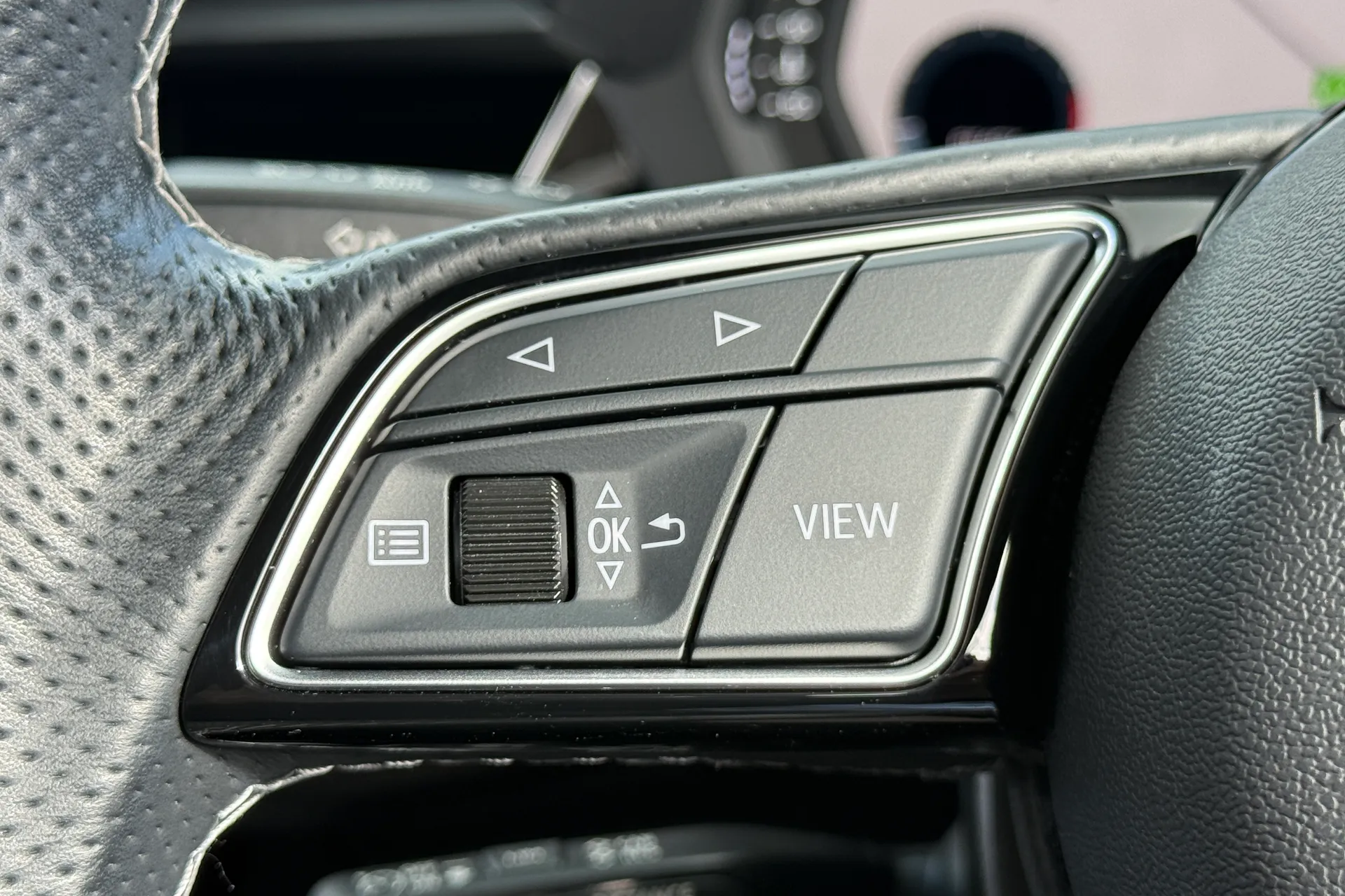 Audi A3 thumbnail image number 19