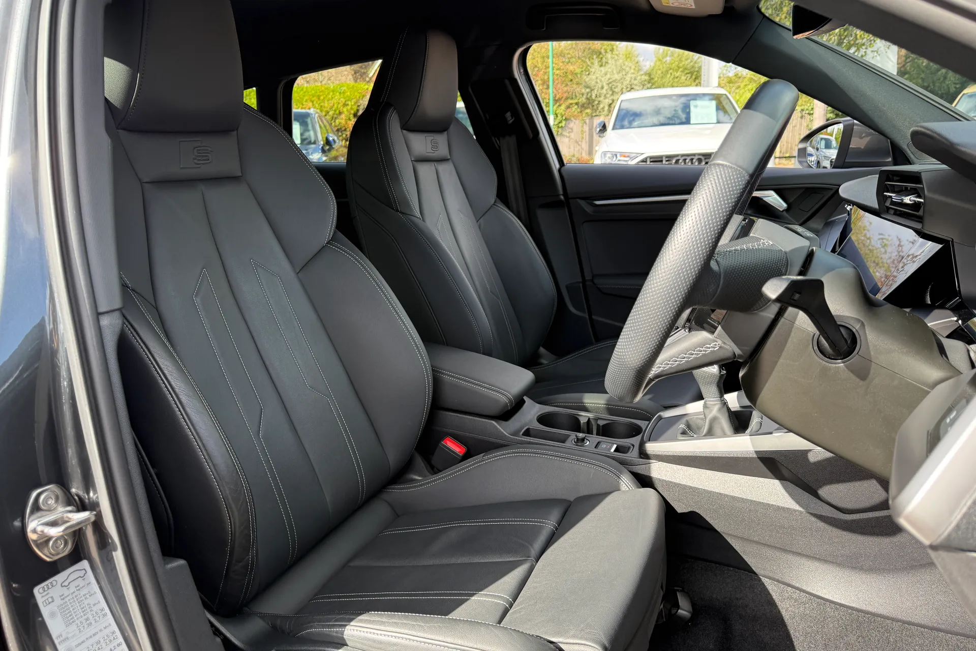 Audi A3 thumbnail image number 25