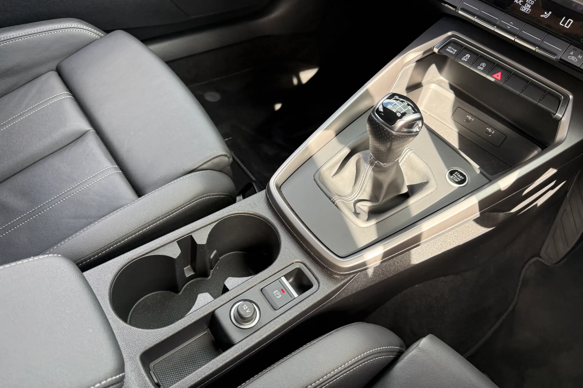 Audi A3 thumbnail image number 37