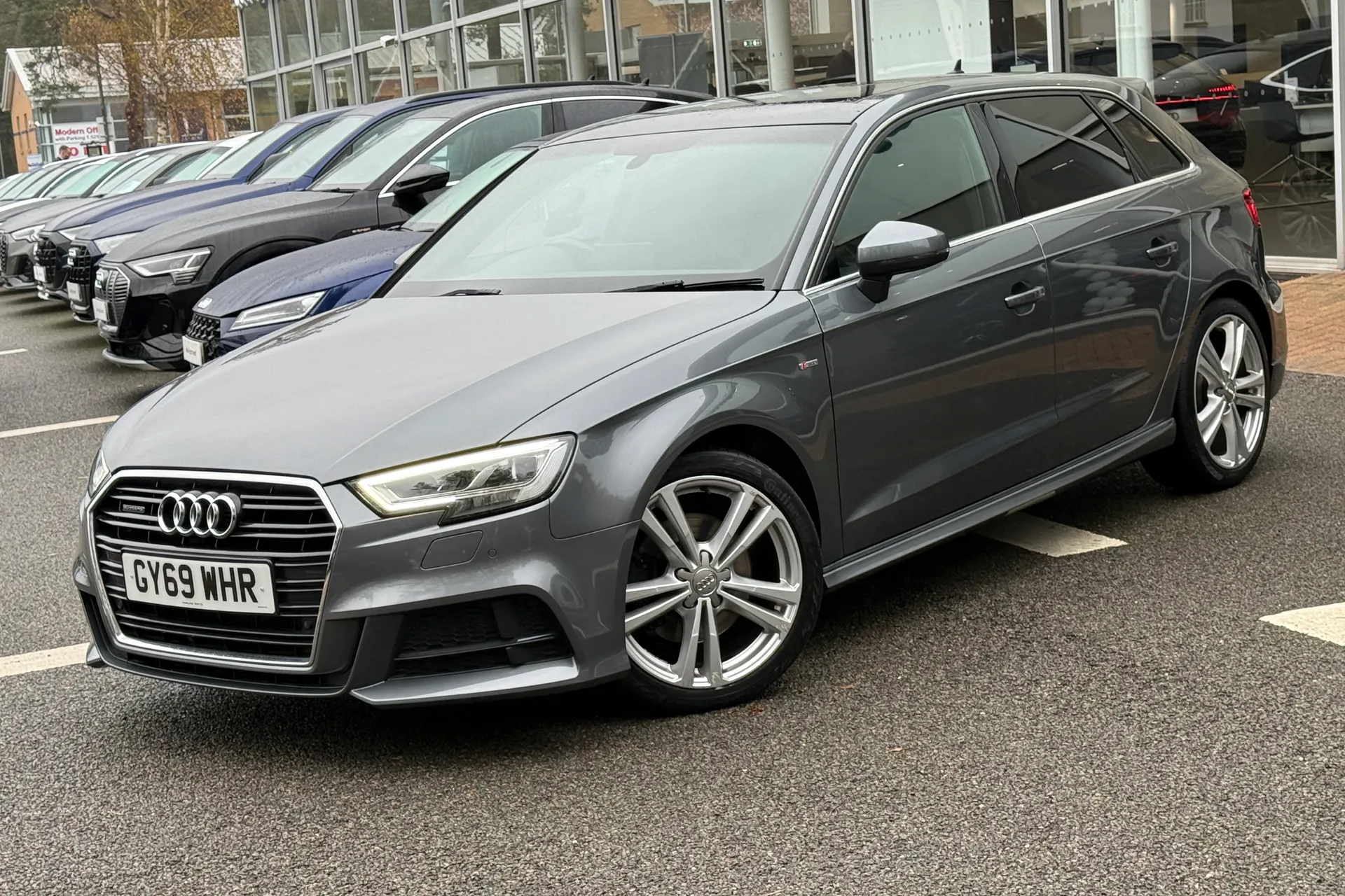 Audi A3 thumbnail image number 17