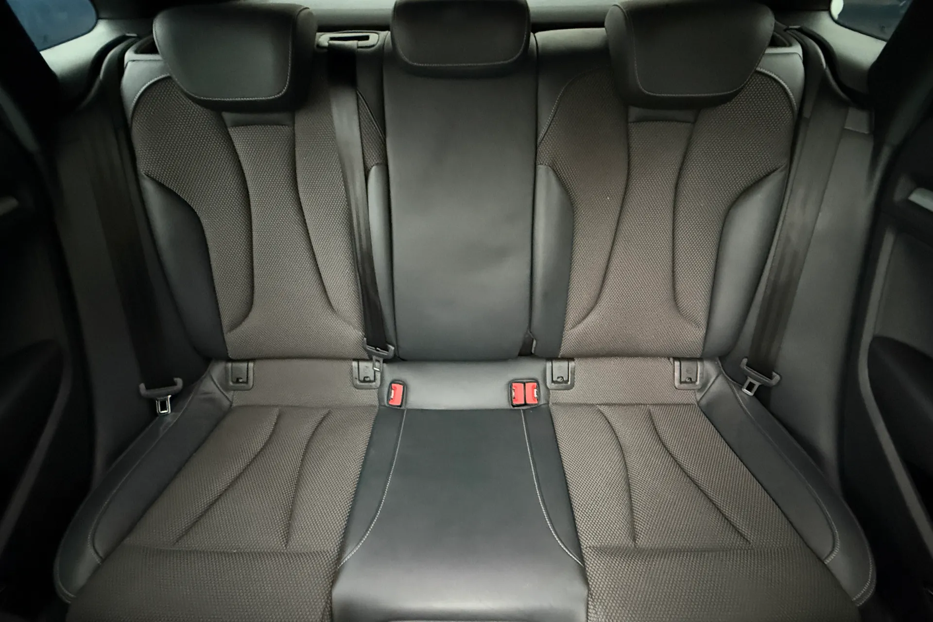 Audi A3 thumbnail image number 25