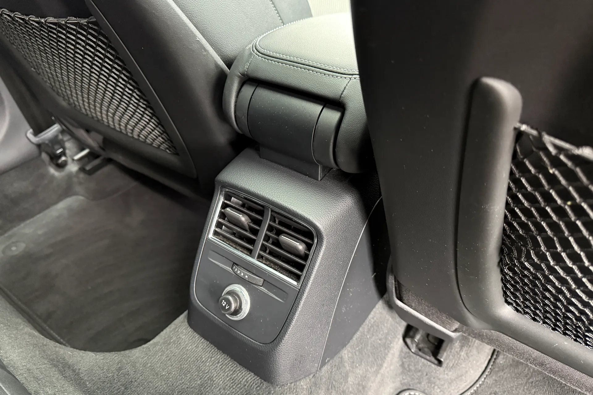 Audi A3 thumbnail image number 28