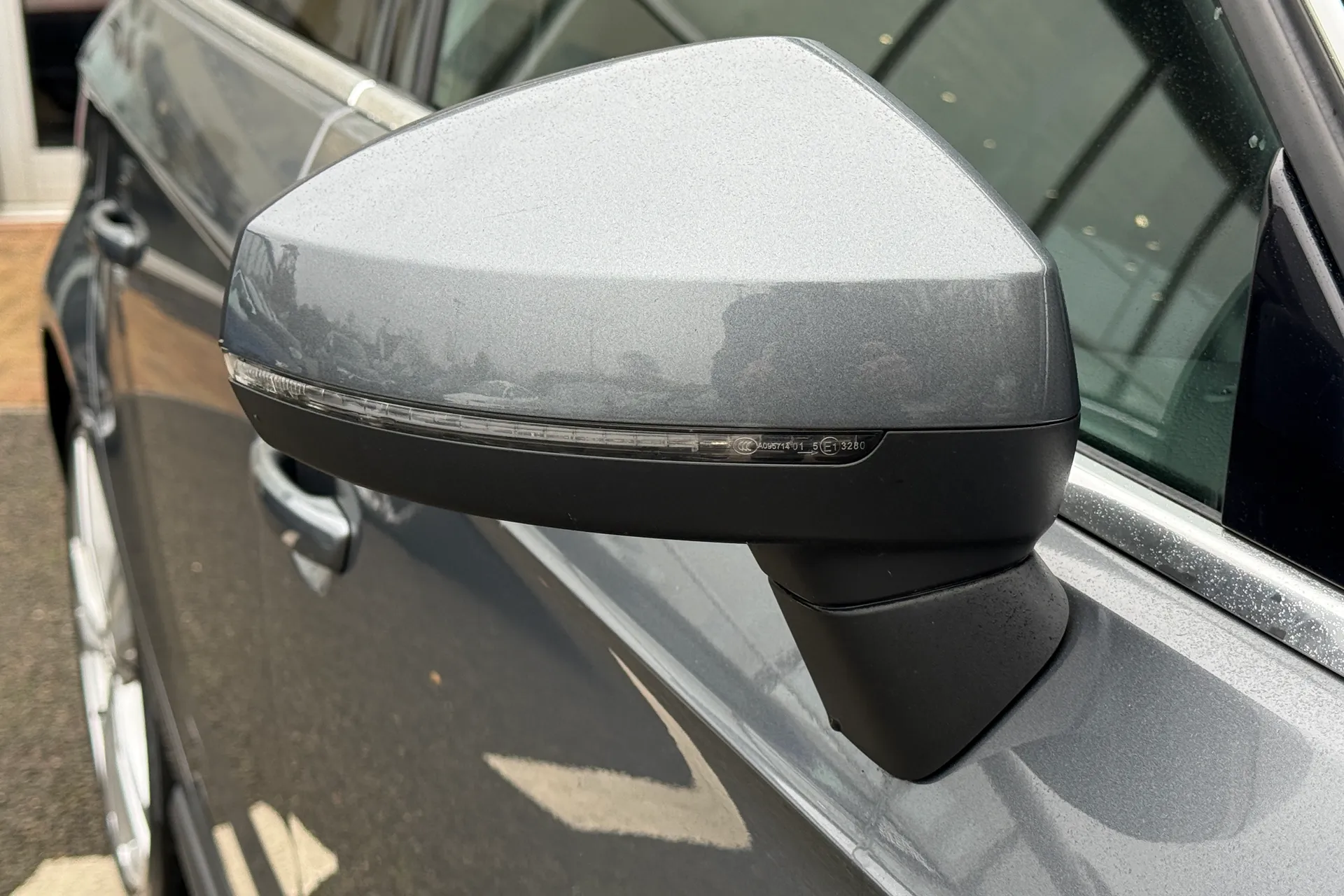 Audi A3 thumbnail image number 44