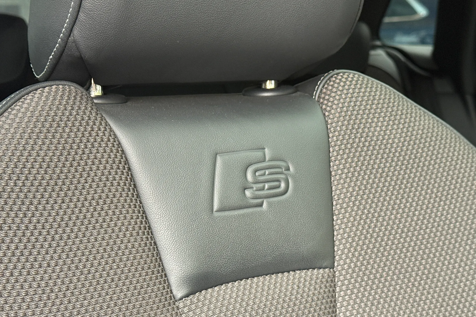 Audi A3 thumbnail image number 42