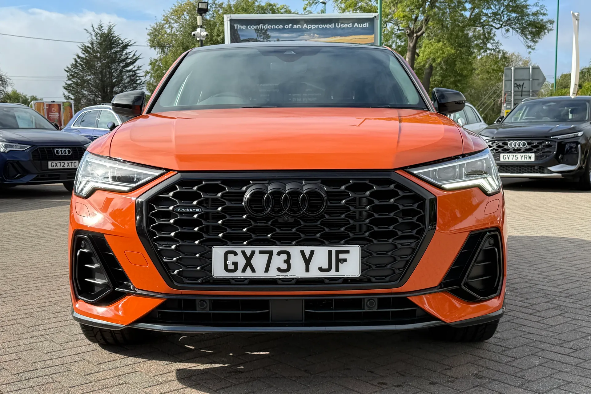 Audi Q3 thumbnail image number 30