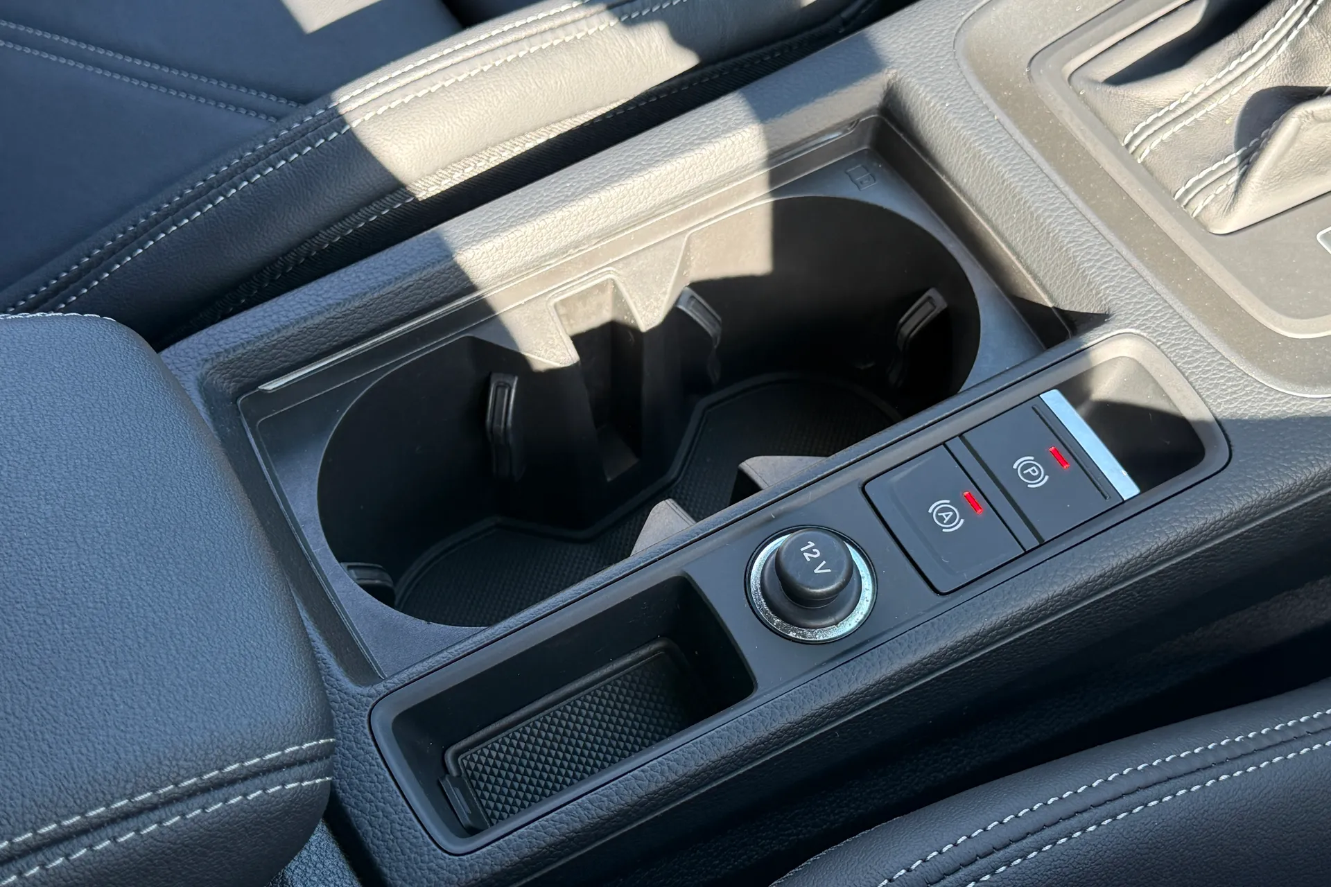 Audi Q3 thumbnail image number 48