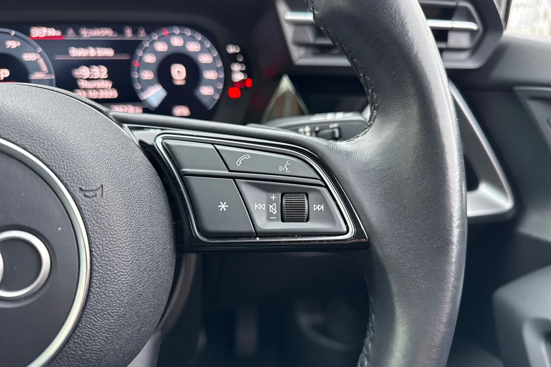 Audi A3 thumbnail image number 44