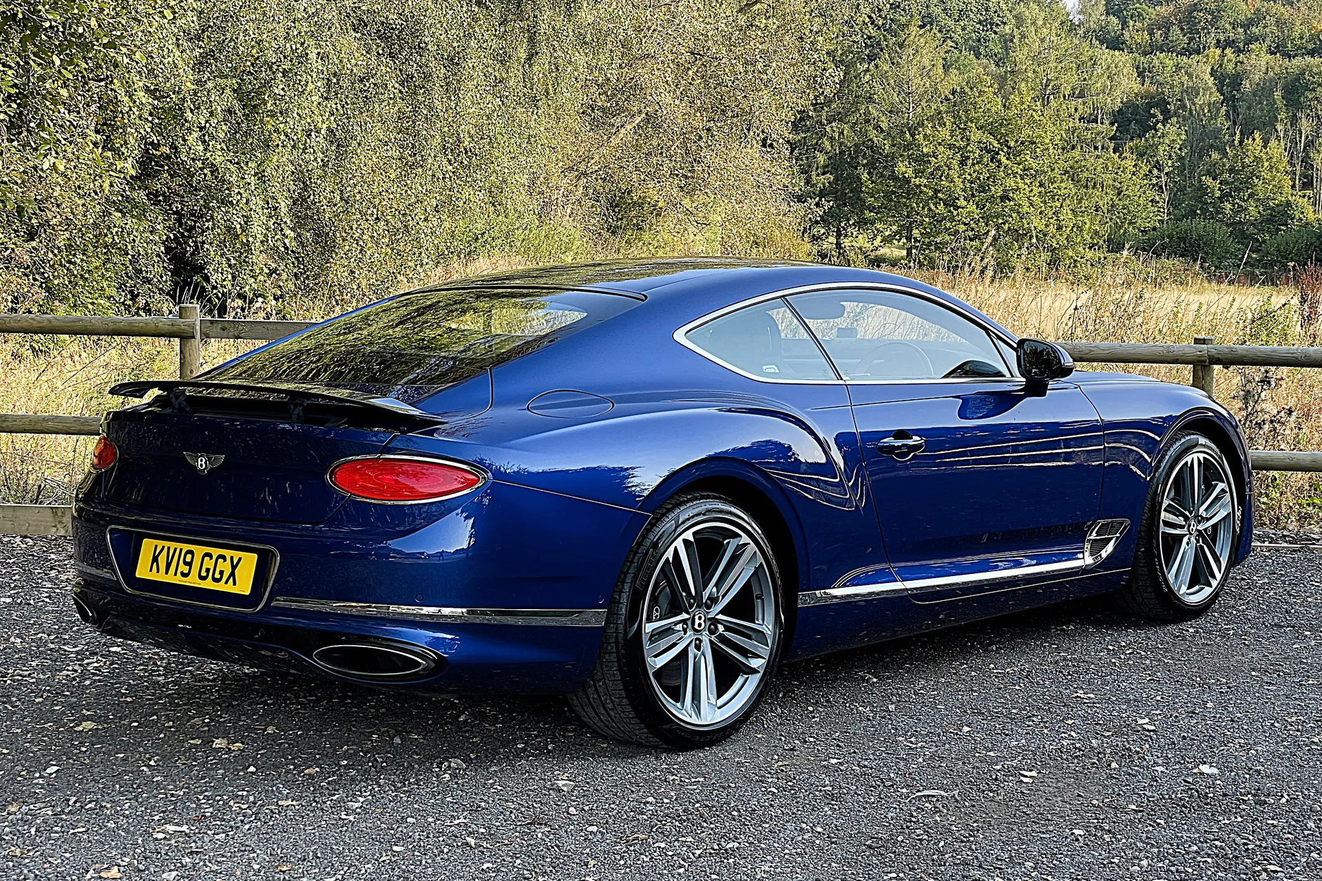 Bentley CONTINENTAL GT thumbnail image number 12