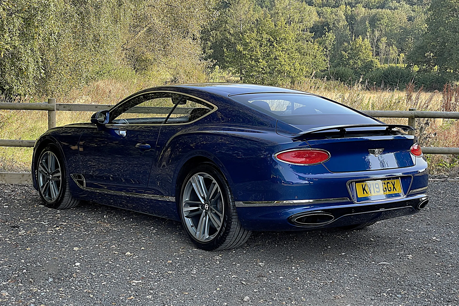 Bentley CONTINENTAL GT thumbnail image number 14