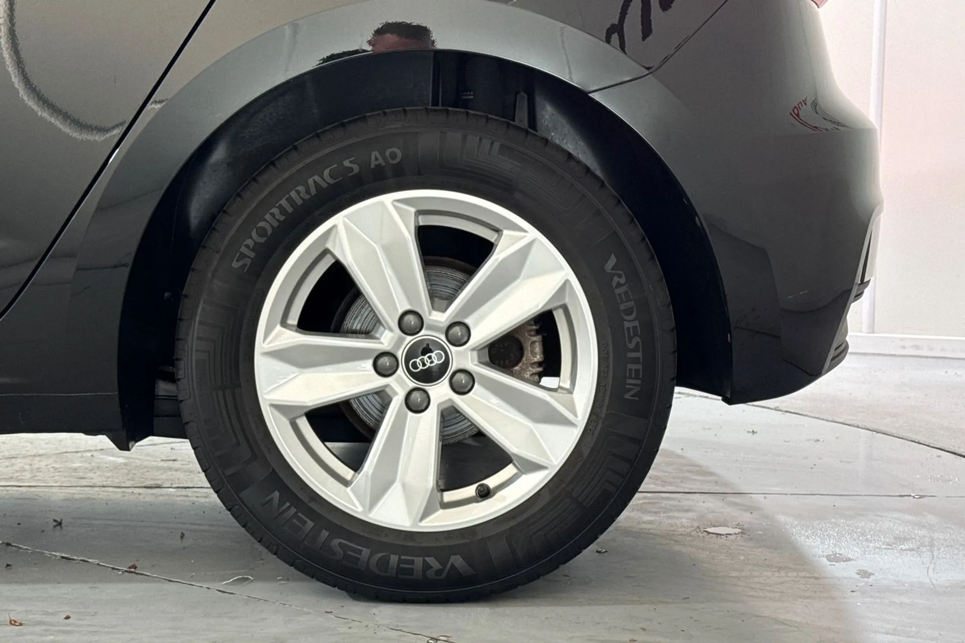 Audi A1 thumbnail image number 9