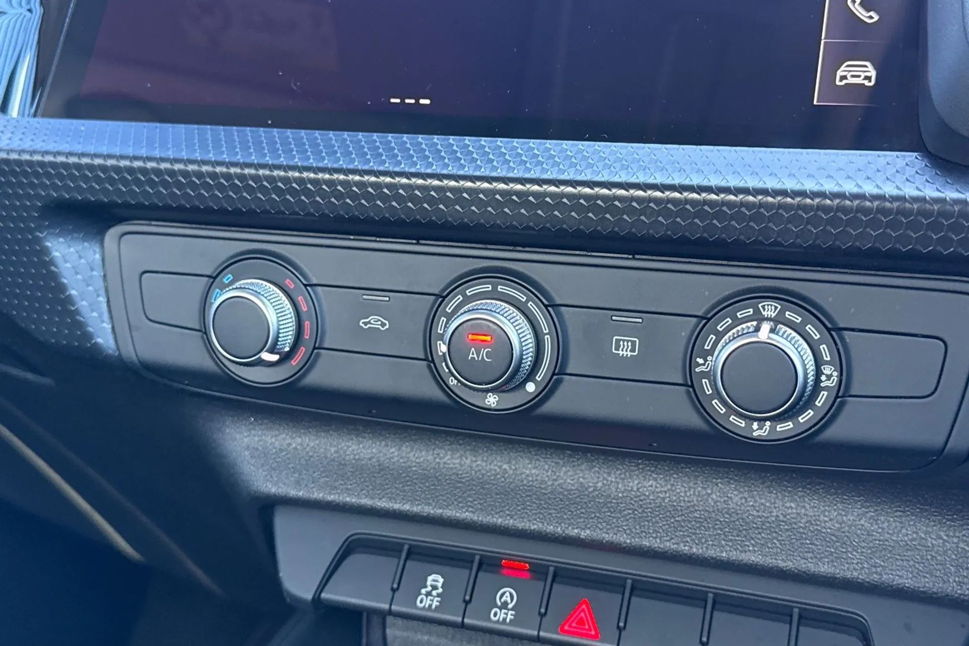 Audi A1 thumbnail image number 30