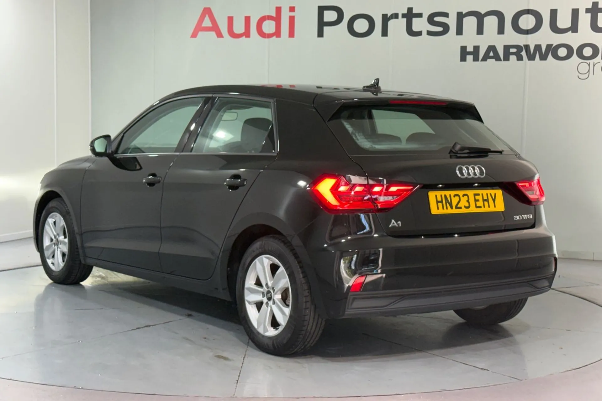 Audi A1 thumbnail image number 8