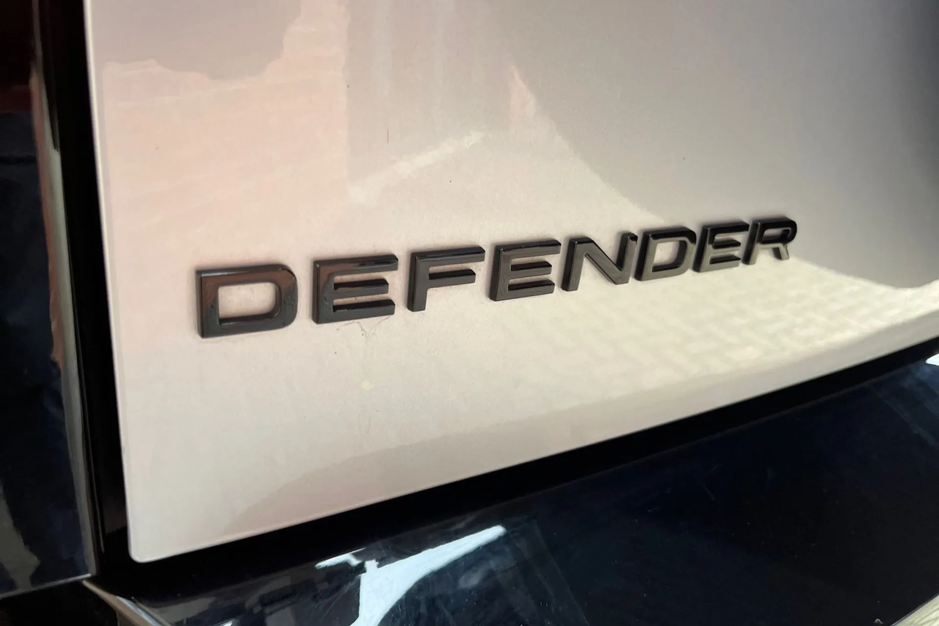 LAND ROVER DEFENDER thumbnail image number 56