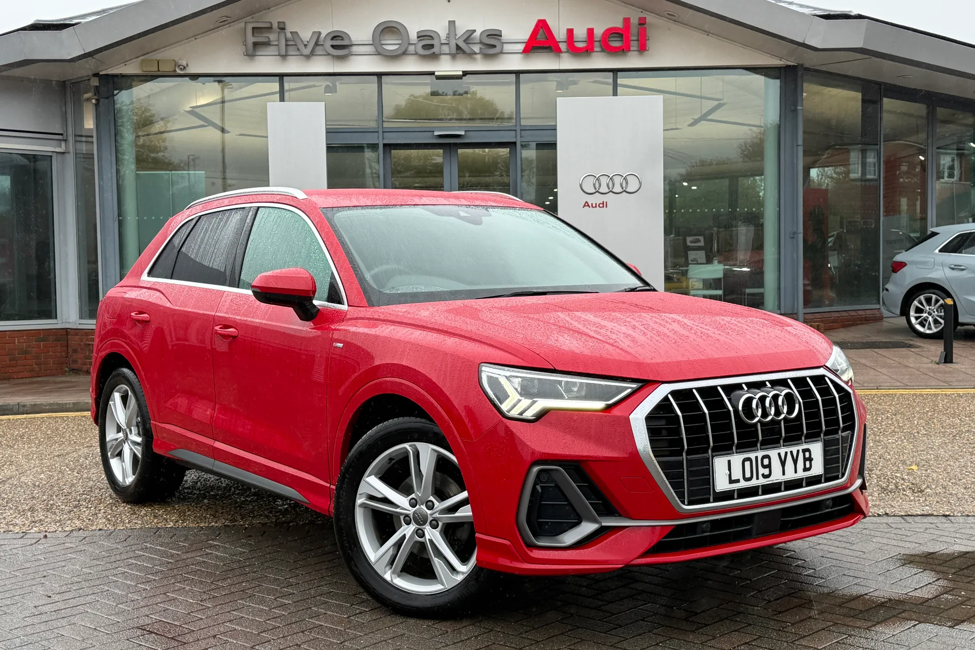 Audi Q3 focused image