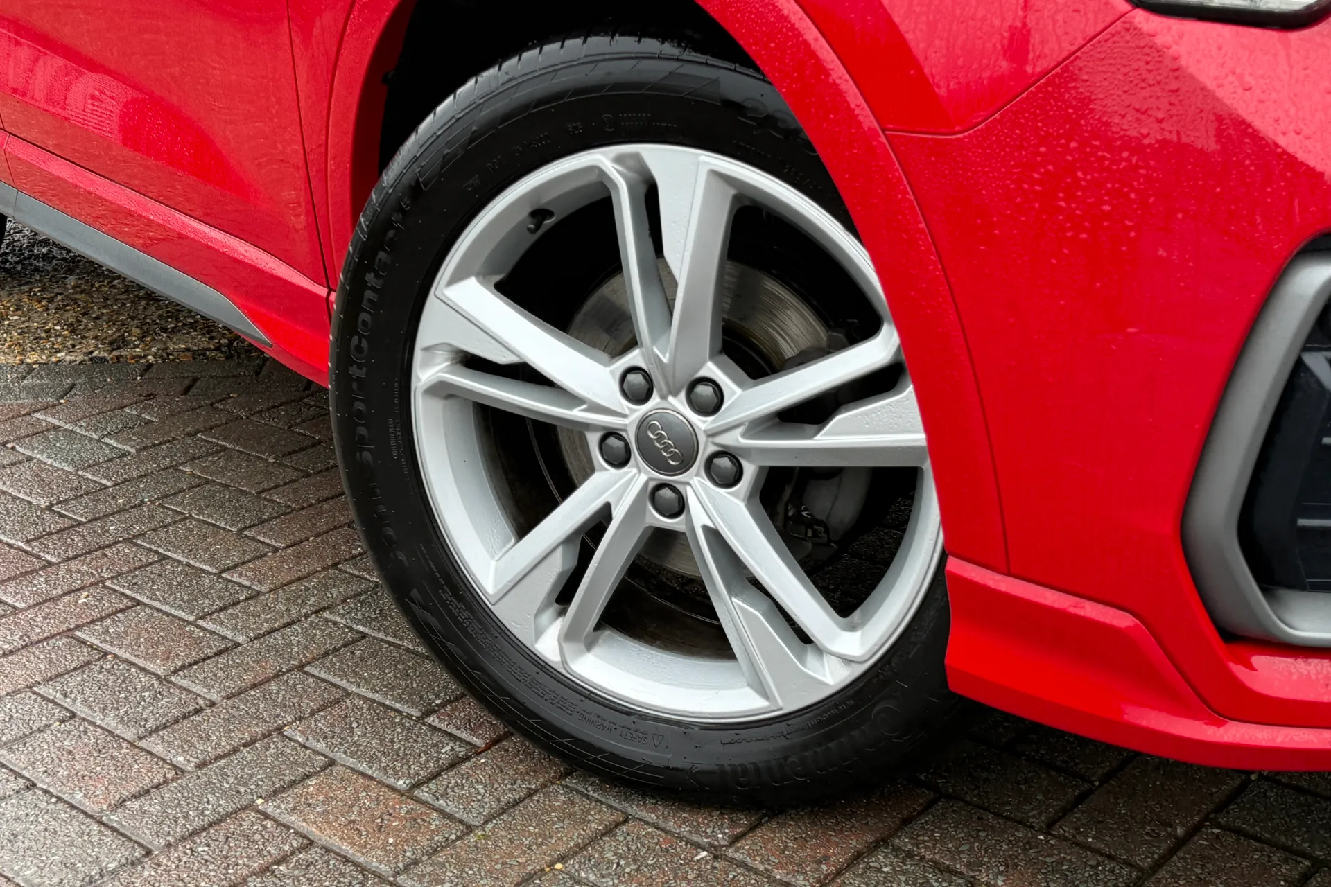 Audi Q3 thumbnail image number 7