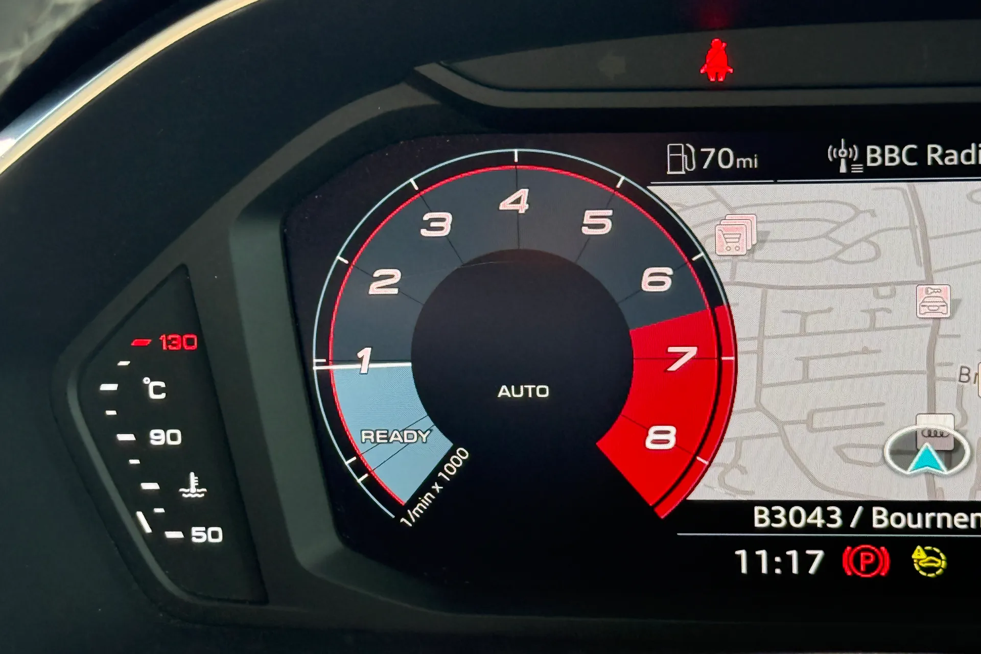 Audi Q3 thumbnail image number 9