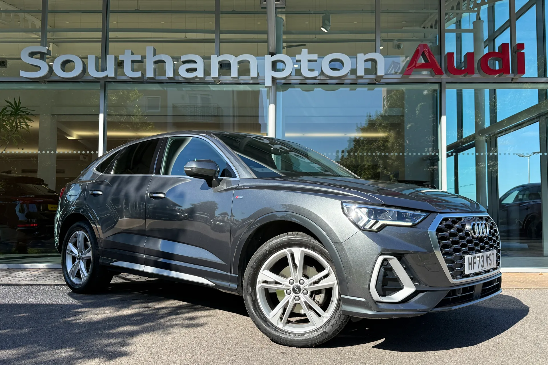 Audi Q3 focused image