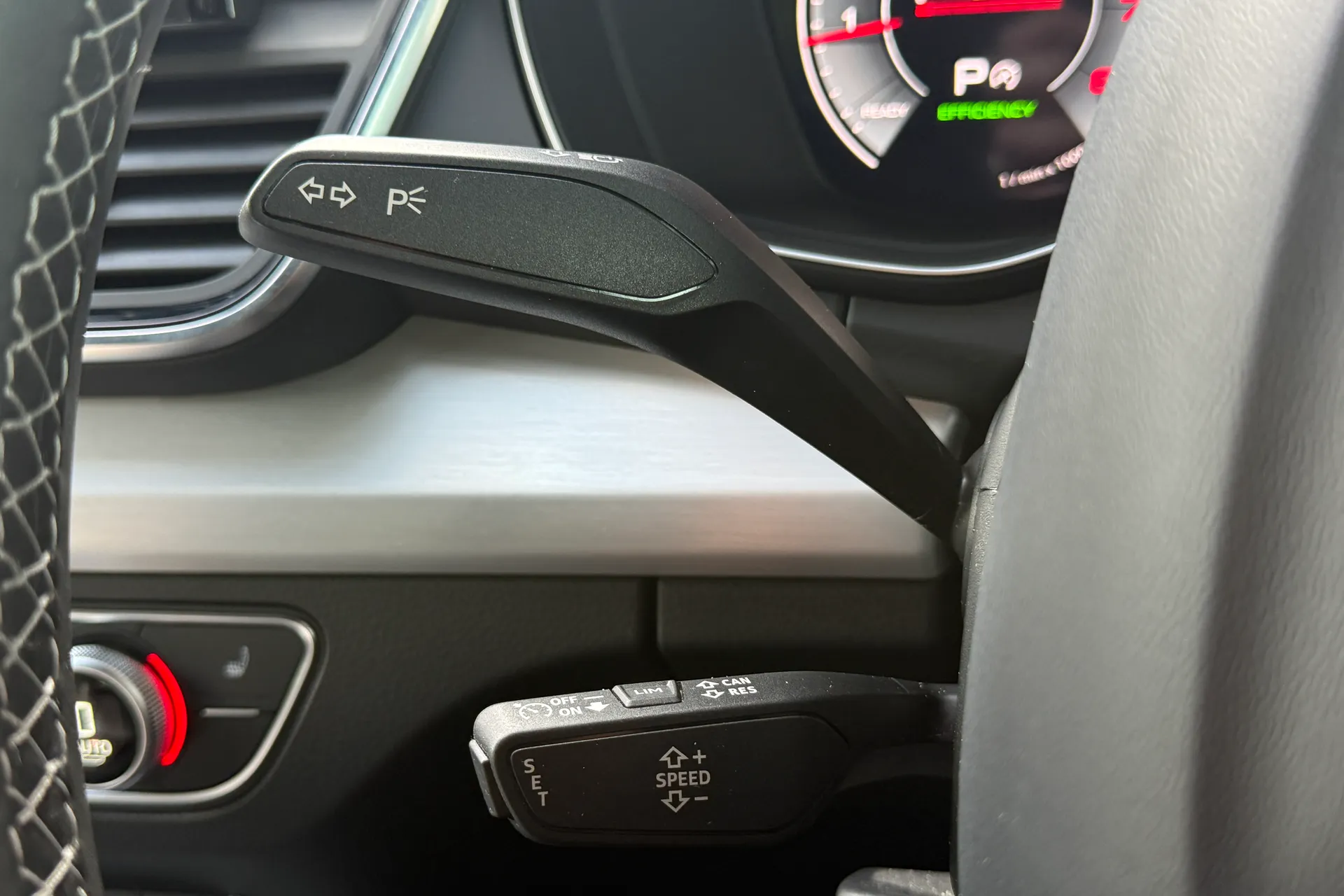 Audi Q5 thumbnail image number 19
