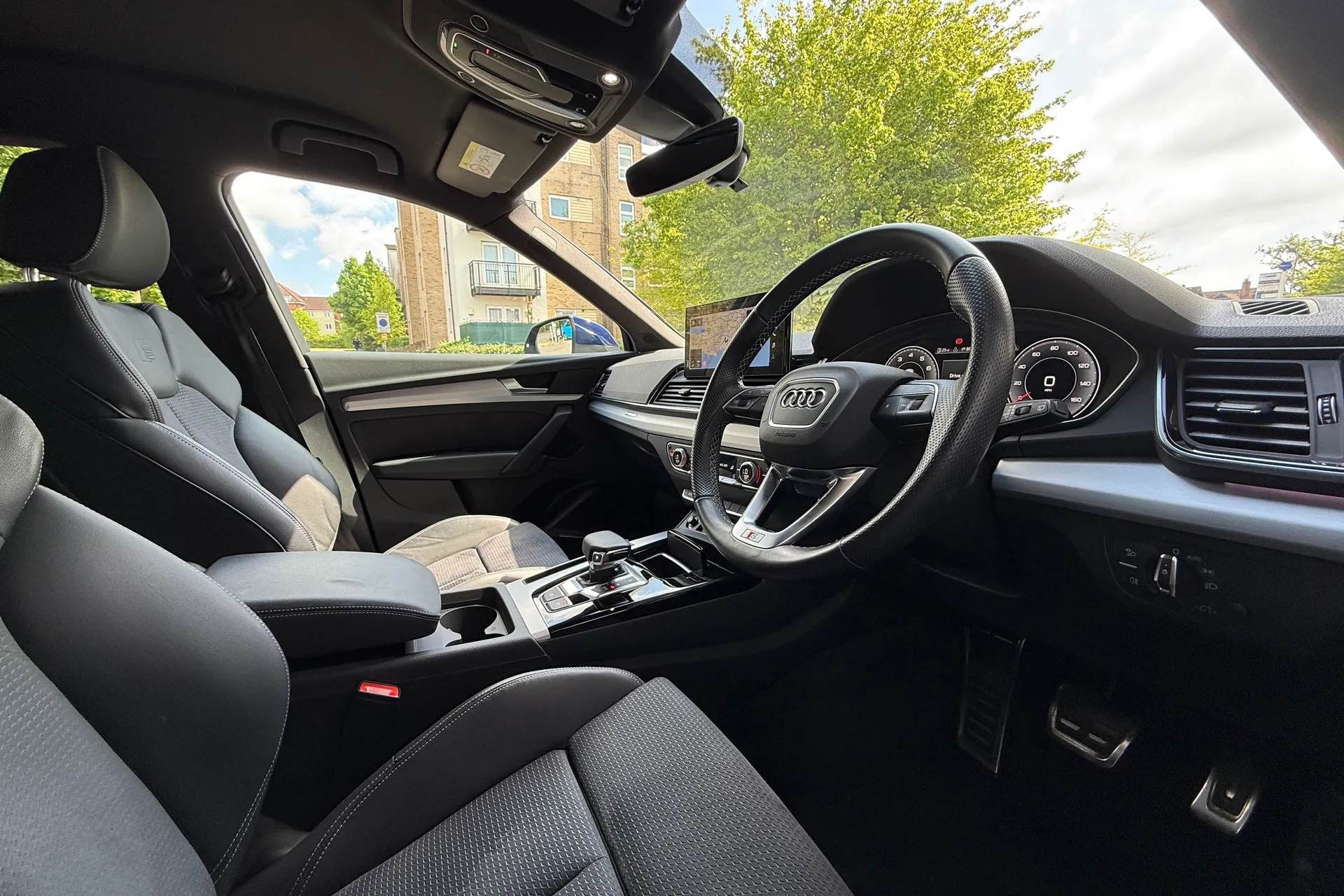 Audi Q5 thumbnail image number 13