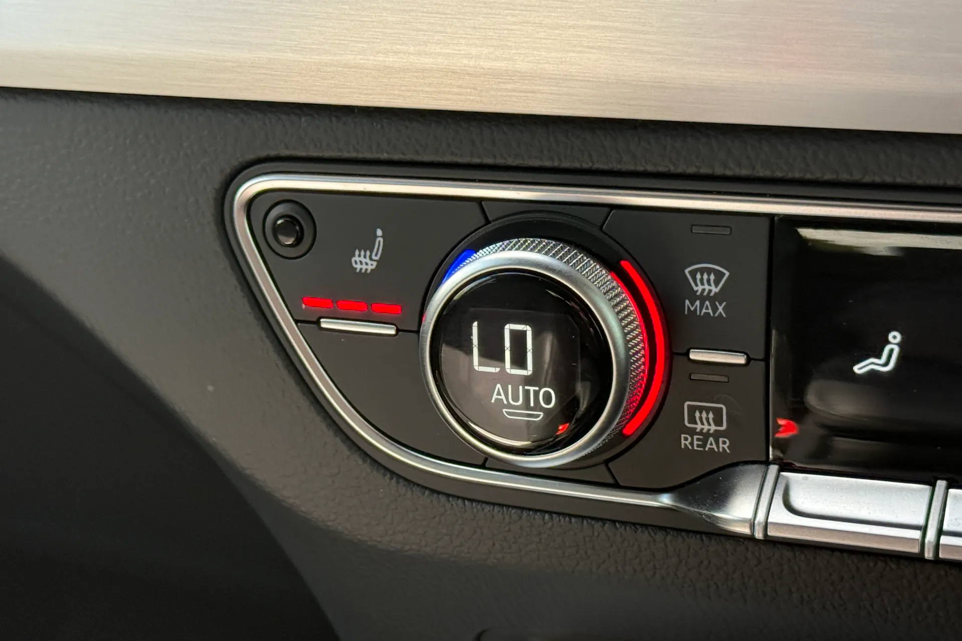 Audi Q5 thumbnail image number 6