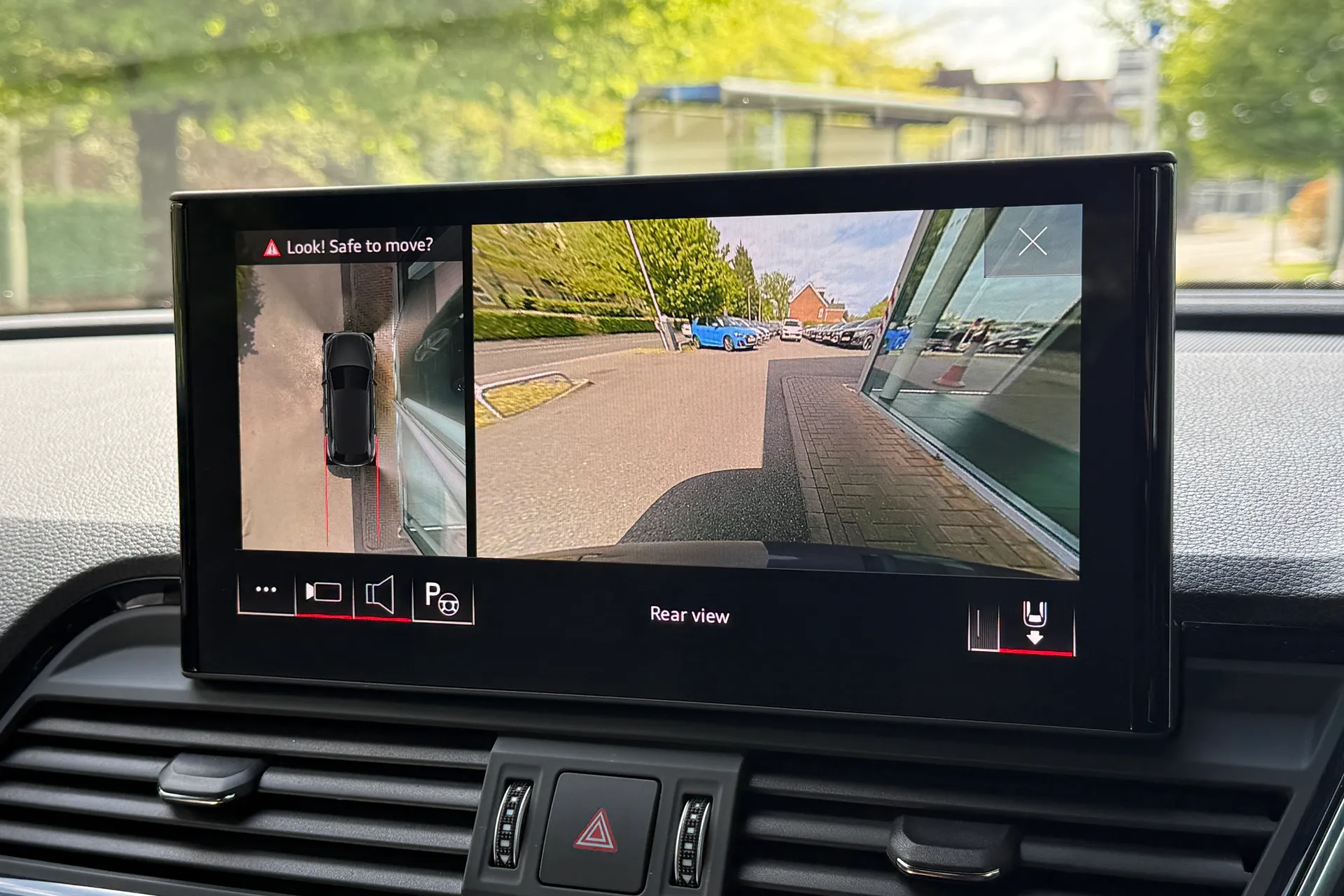 Audi Q5 thumbnail image number 9