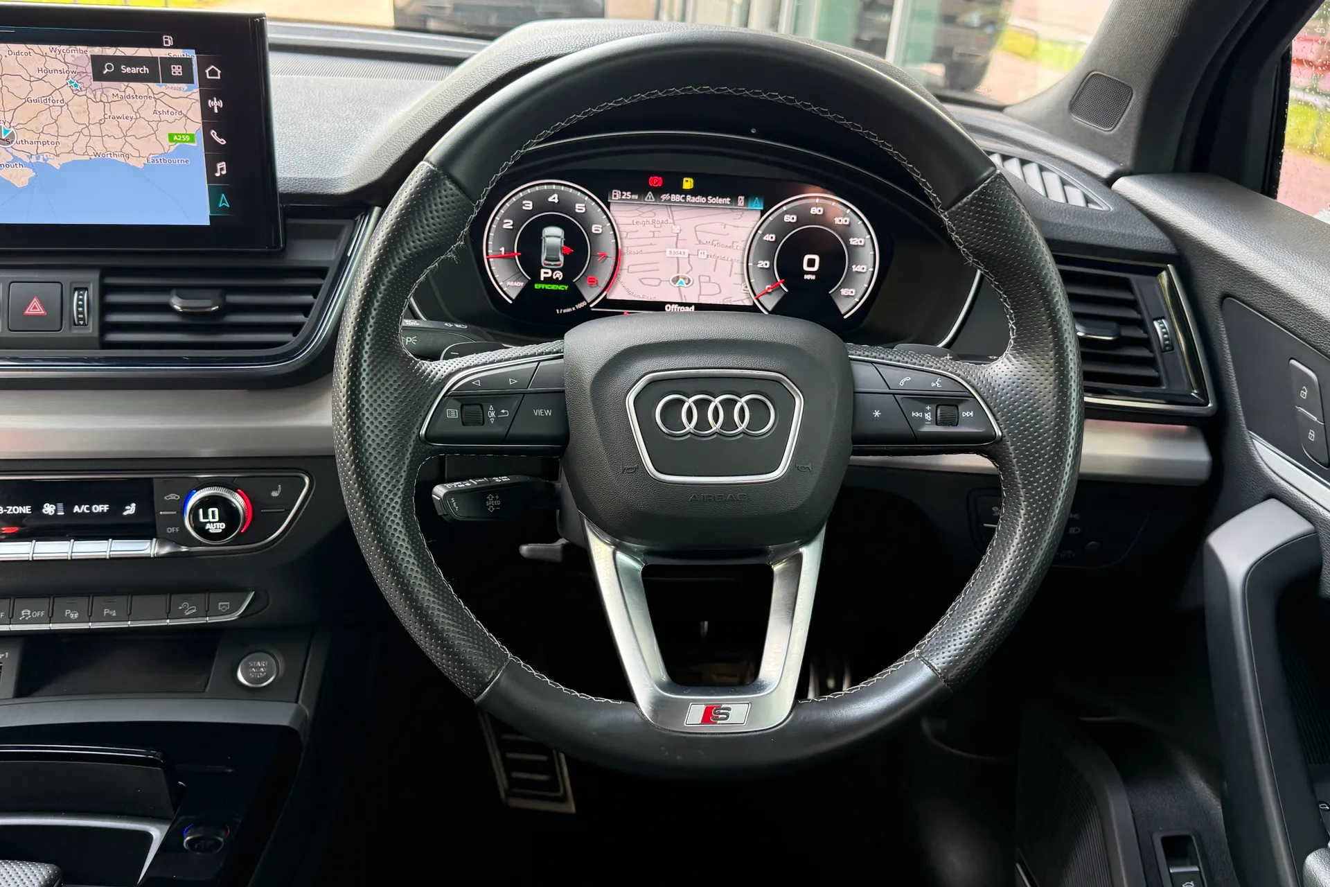 Audi Q5 thumbnail image number 45