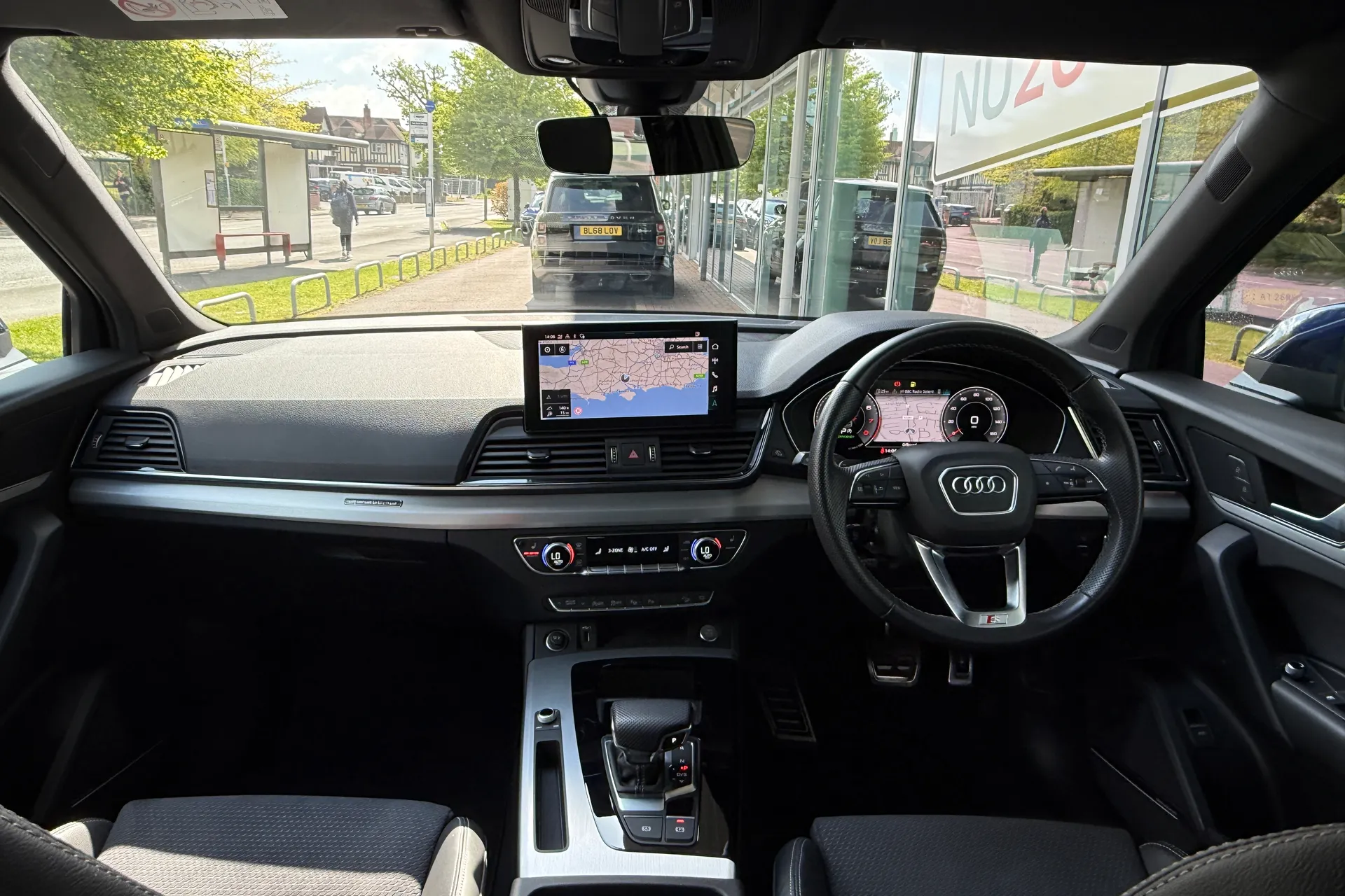 Audi Q5 thumbnail image number 3