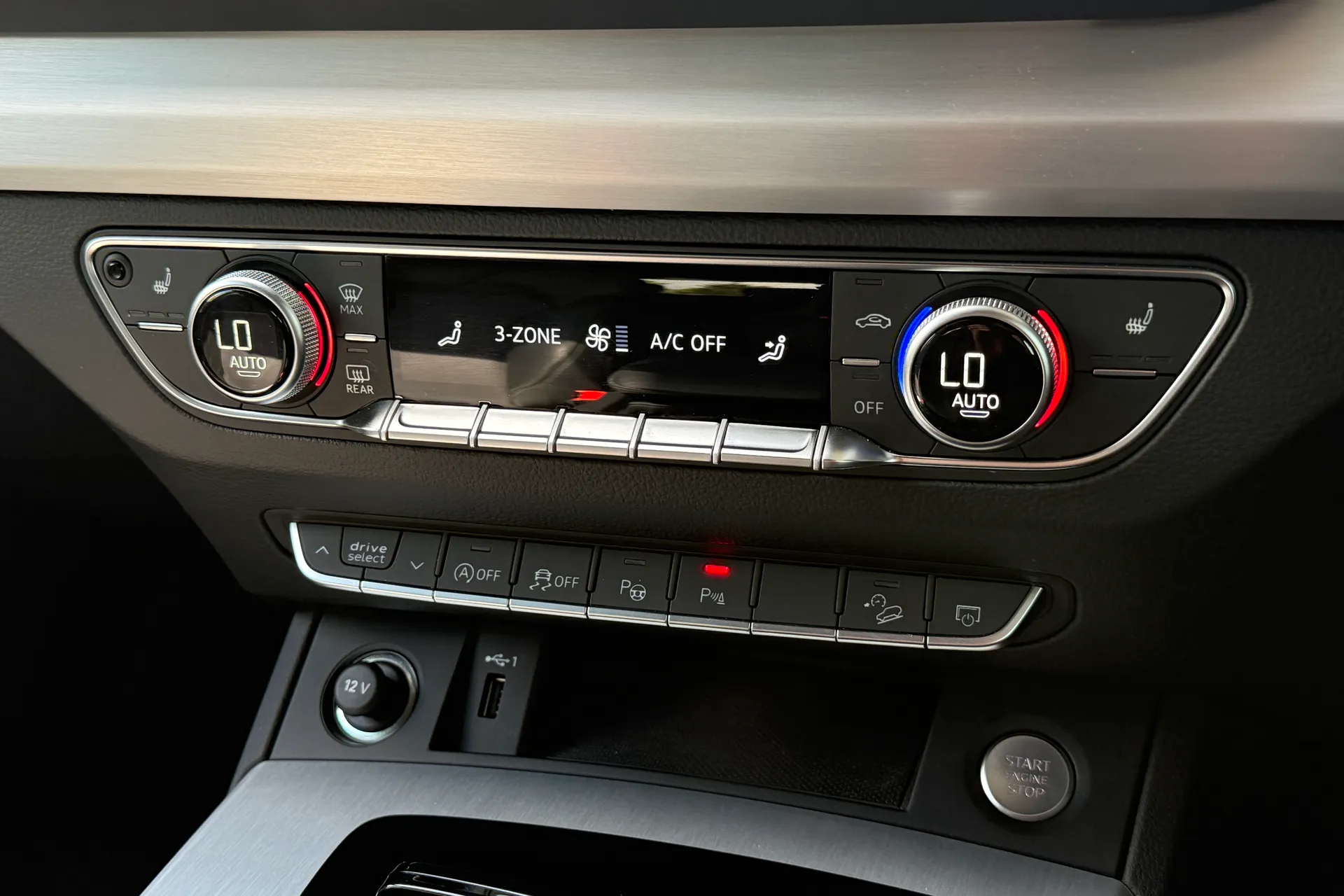 Audi Q5 thumbnail image number 24