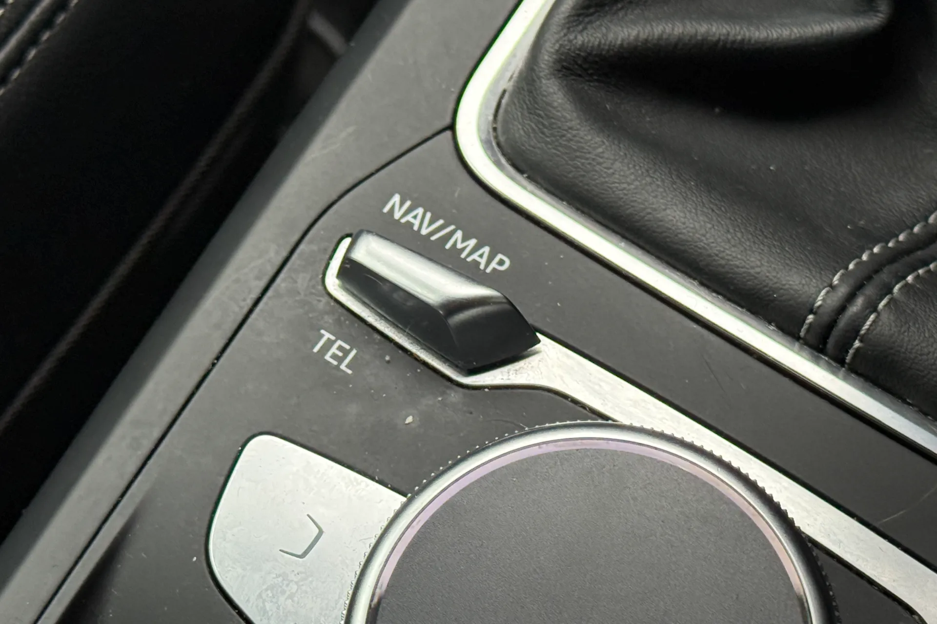 Audi Q2 thumbnail image number 34