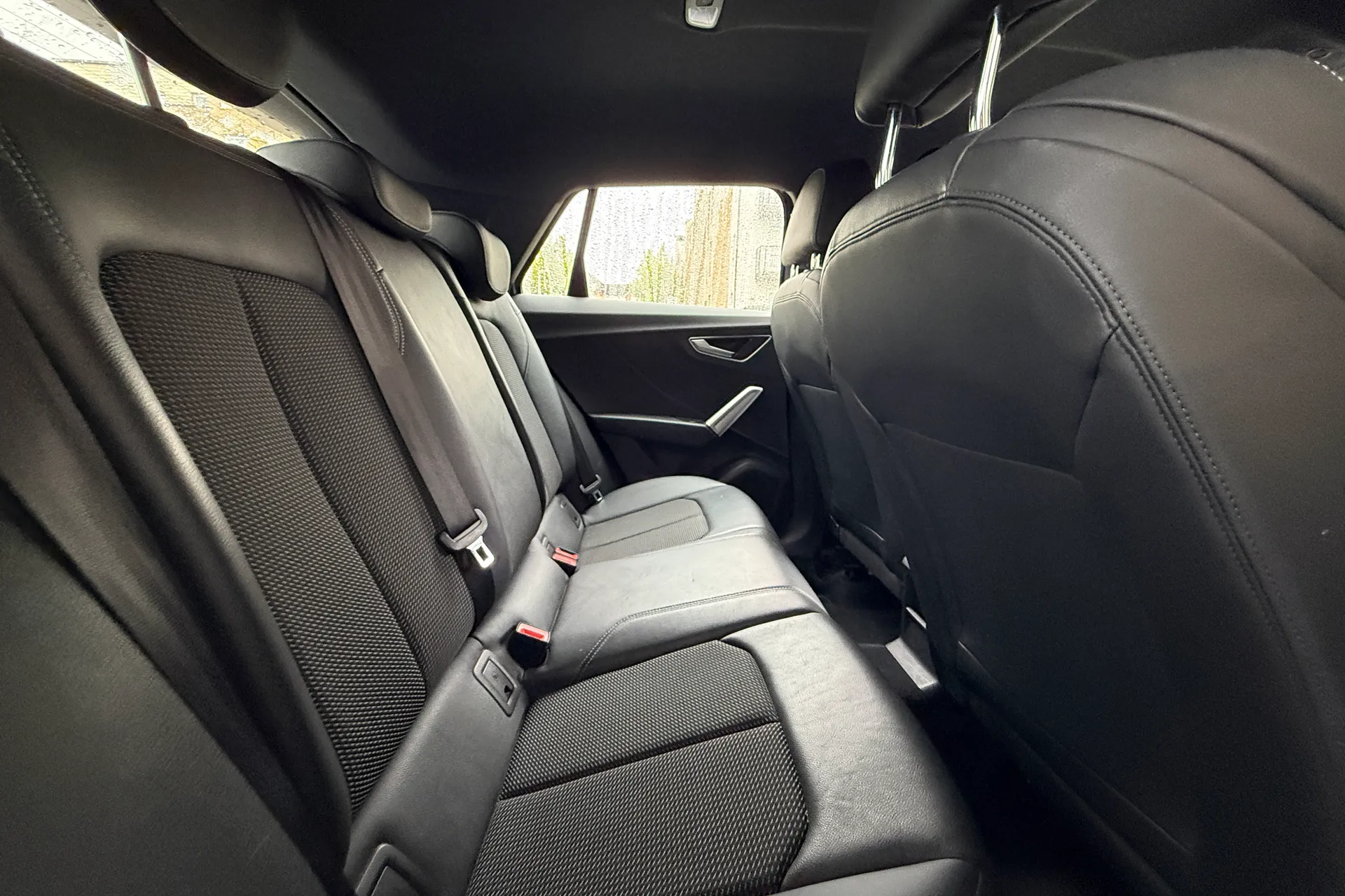 Audi Q2 thumbnail image number 43