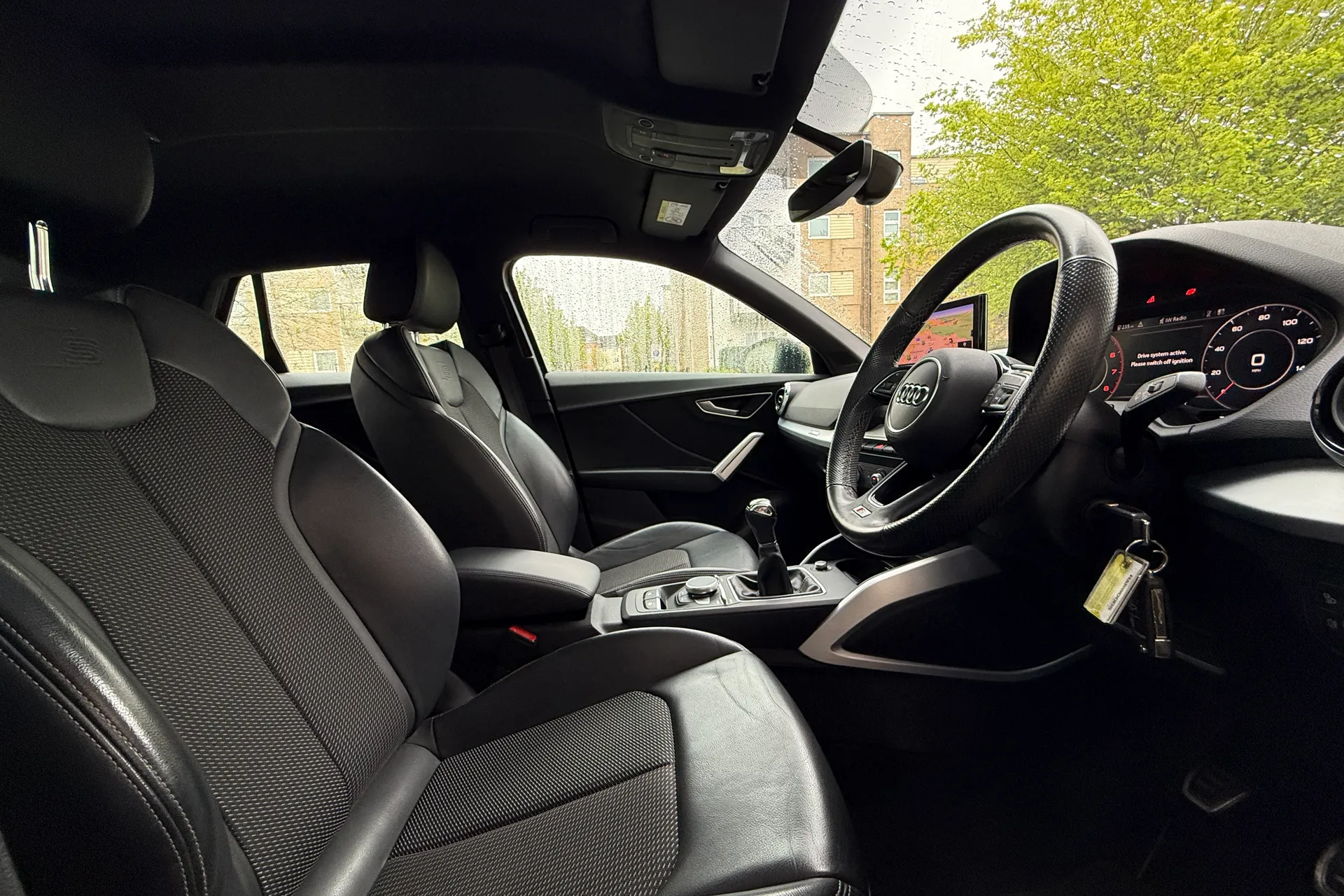 Audi Q2 thumbnail image number 36