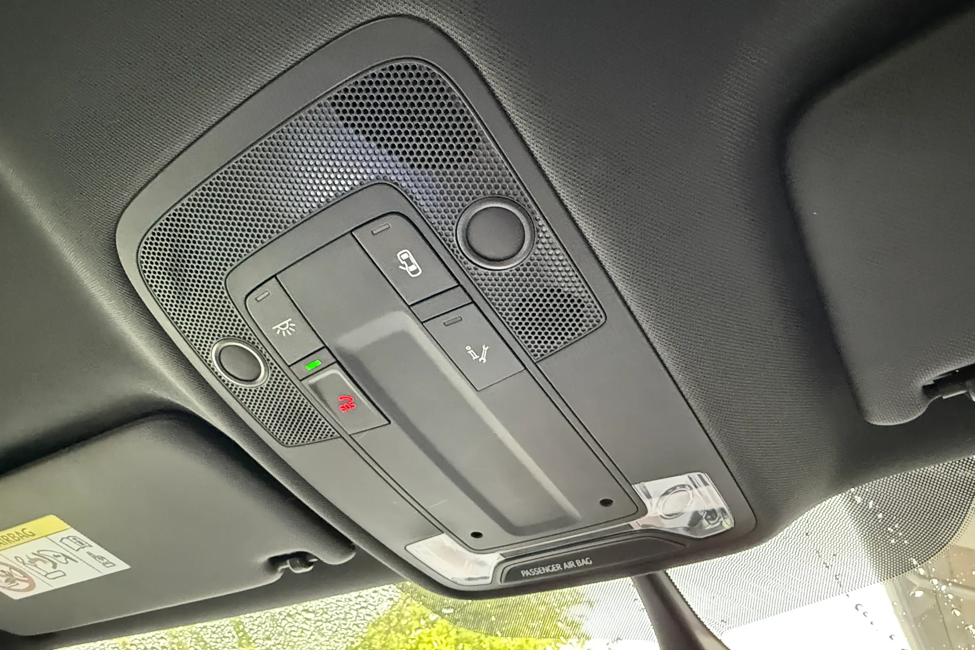 Audi Q2 thumbnail image number 30