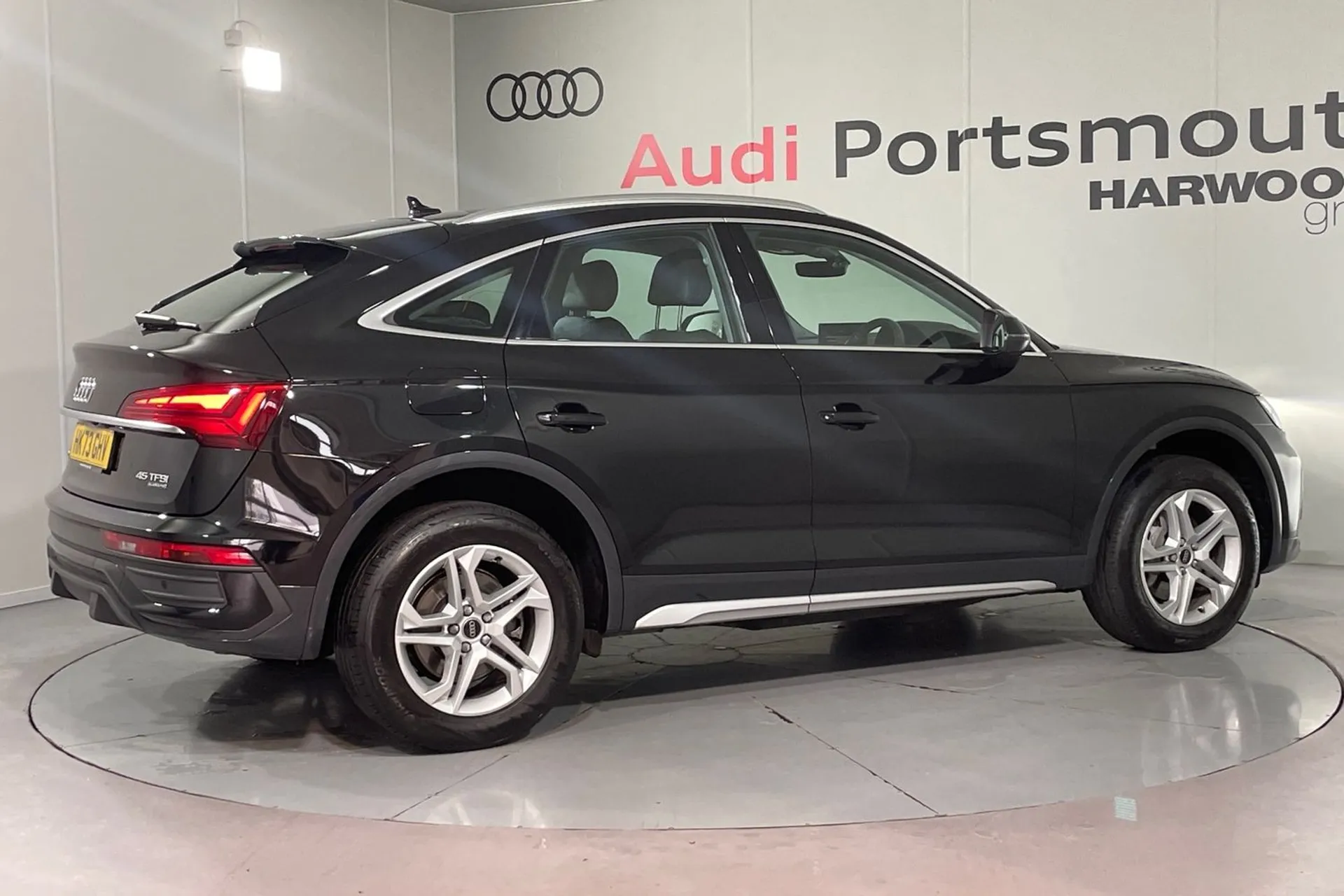 Audi Q5 thumbnail image number 6