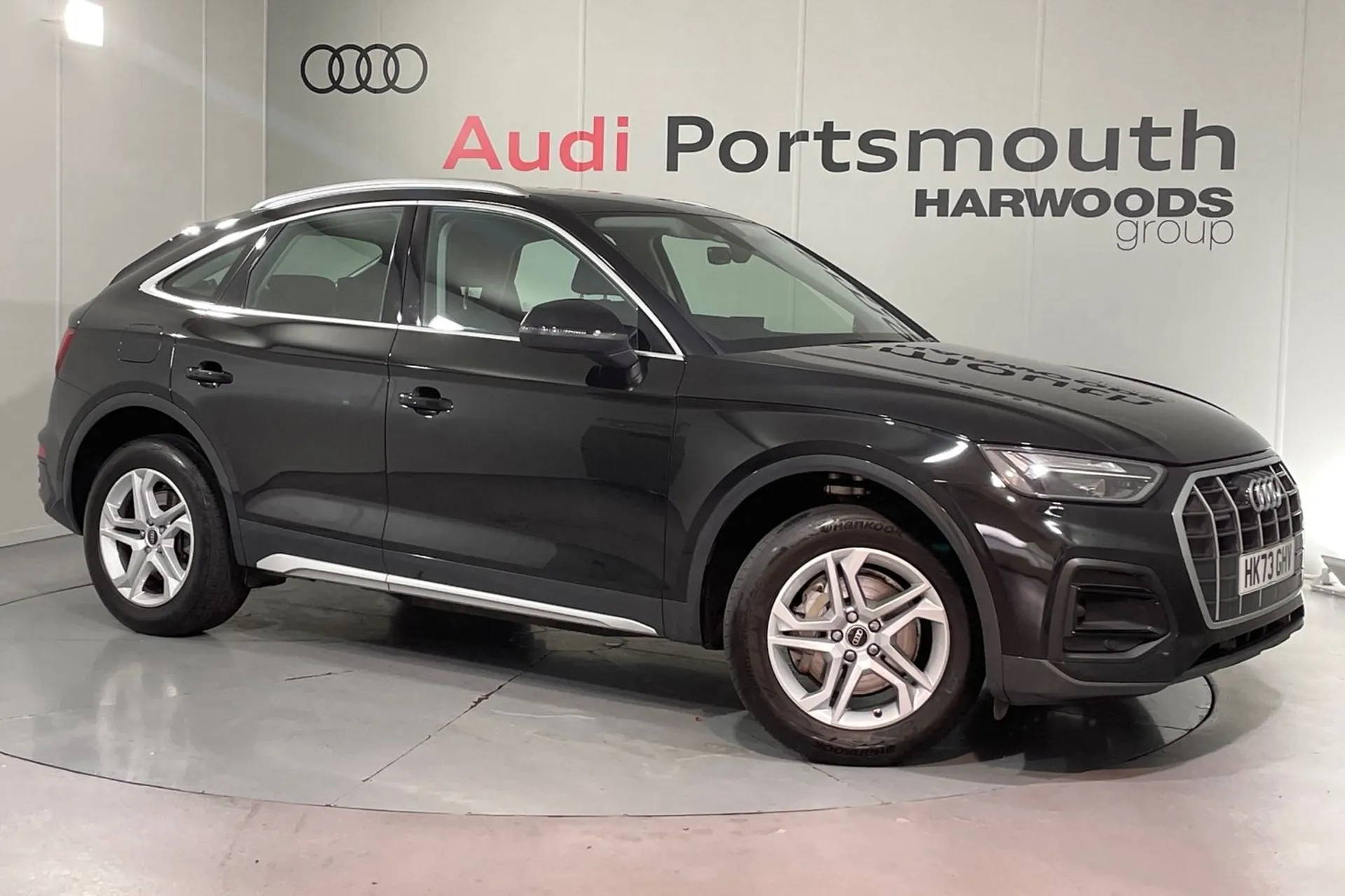 Audi Q5 focused image