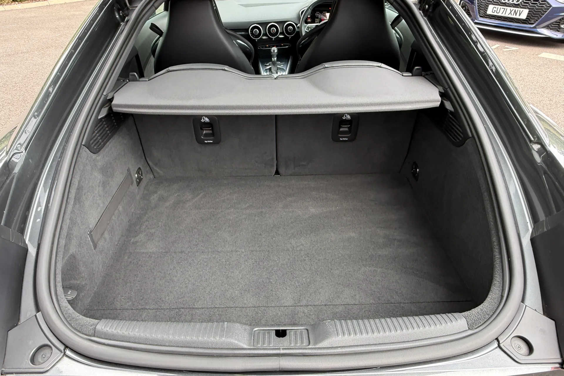 Audi TT thumbnail image number 46