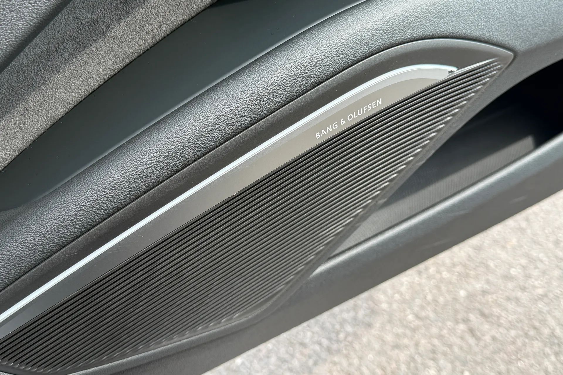 Audi TT thumbnail image number 41