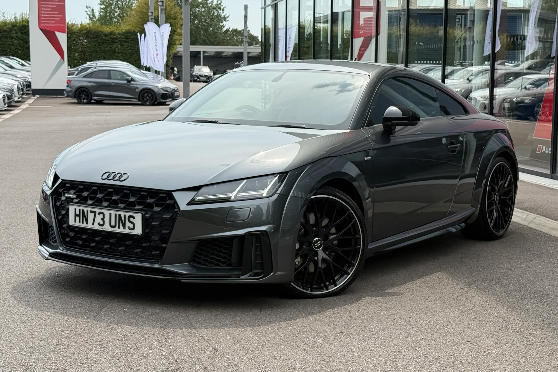 Audi TT thumbnail image number 9