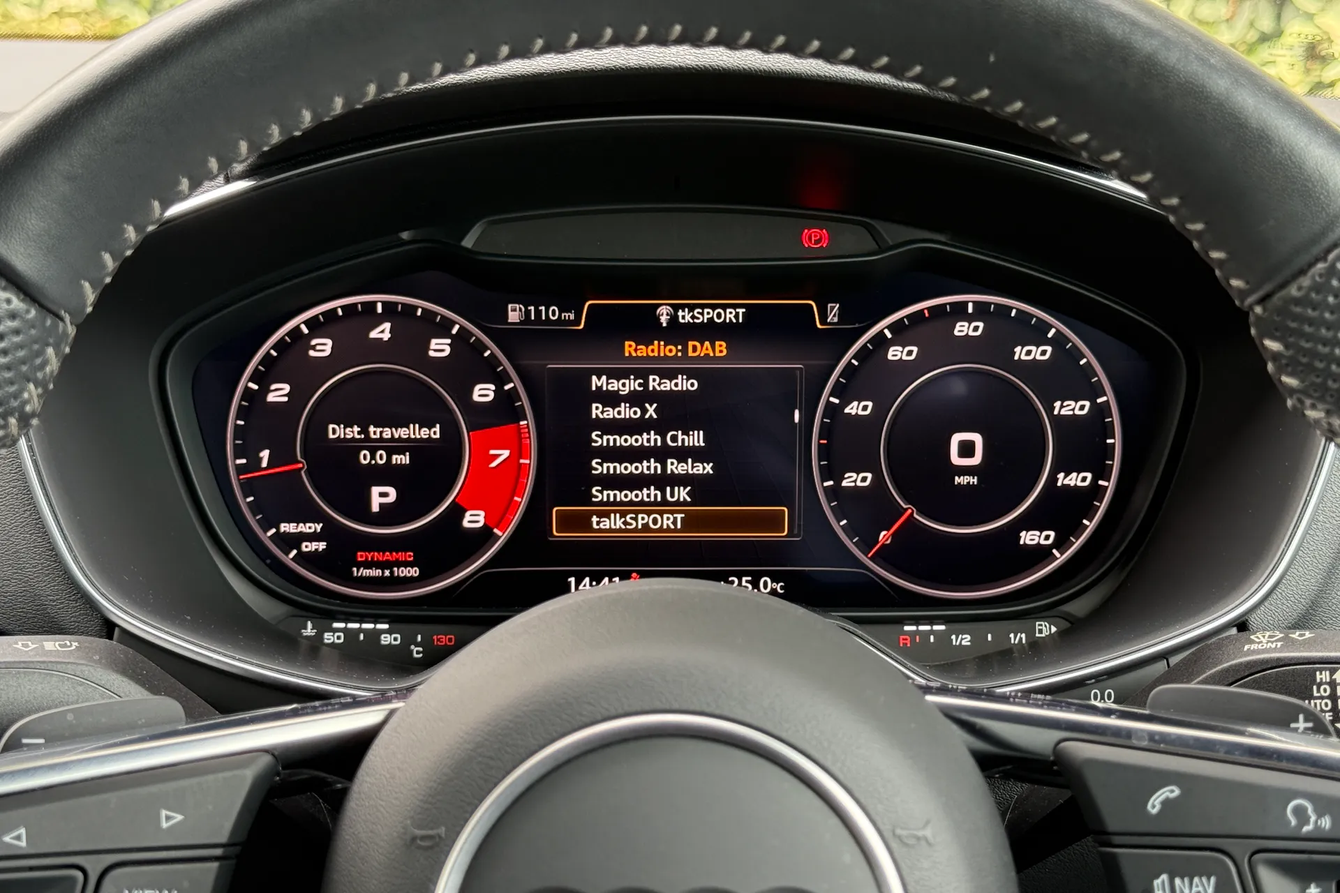 Audi TT thumbnail image number 15