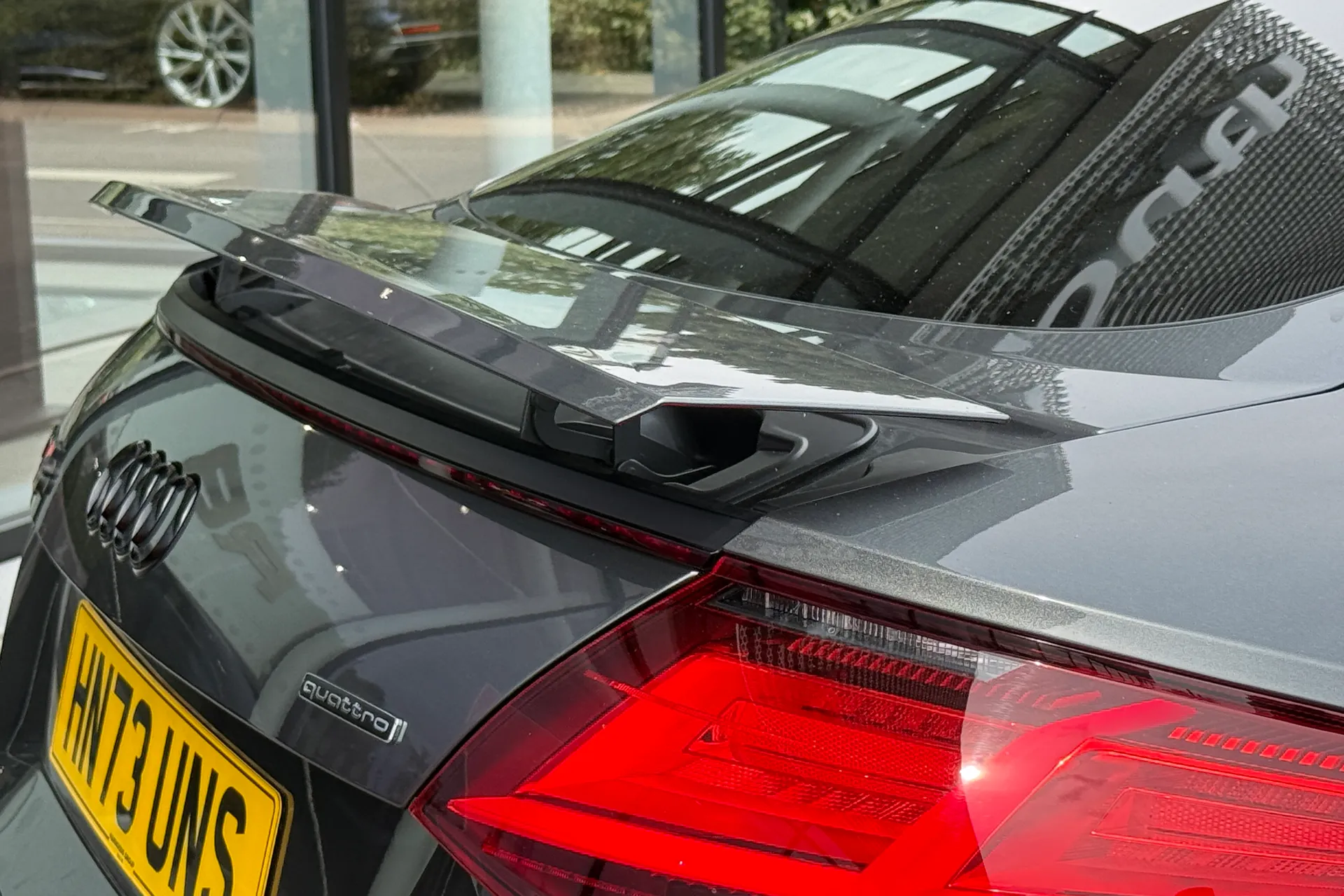 Audi TT thumbnail image number 31