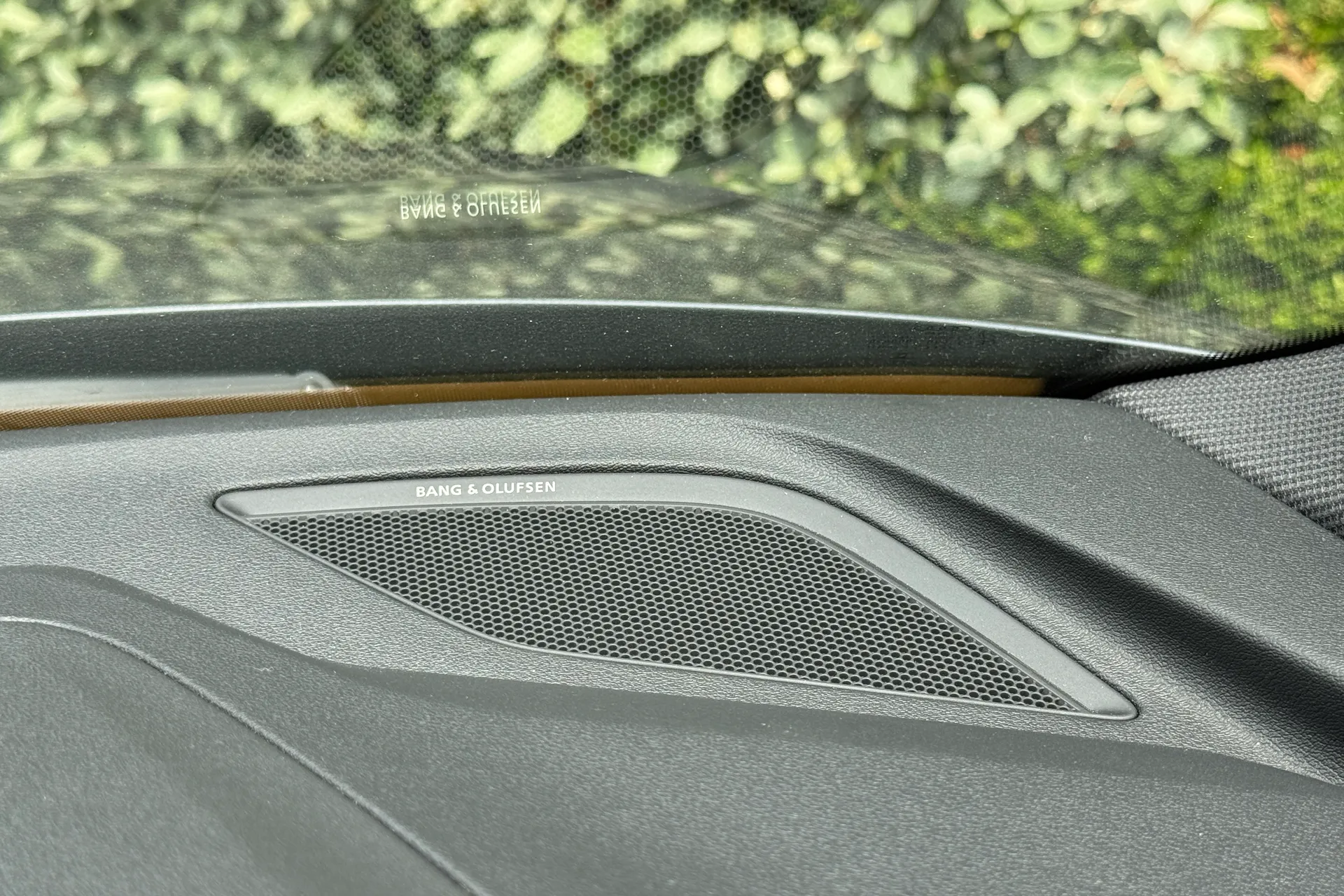 Audi TT thumbnail image number 18