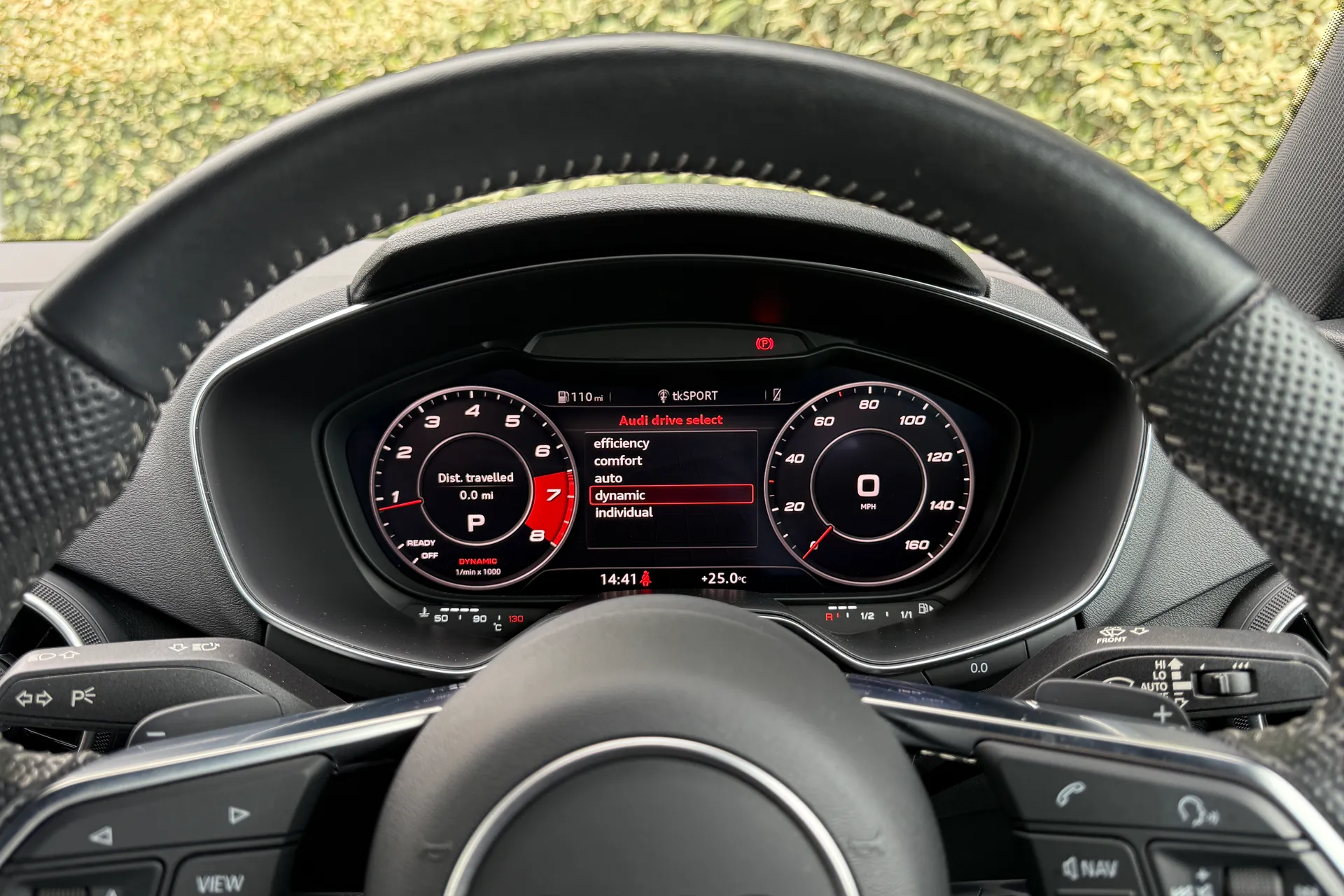 Audi TT thumbnail image number 32