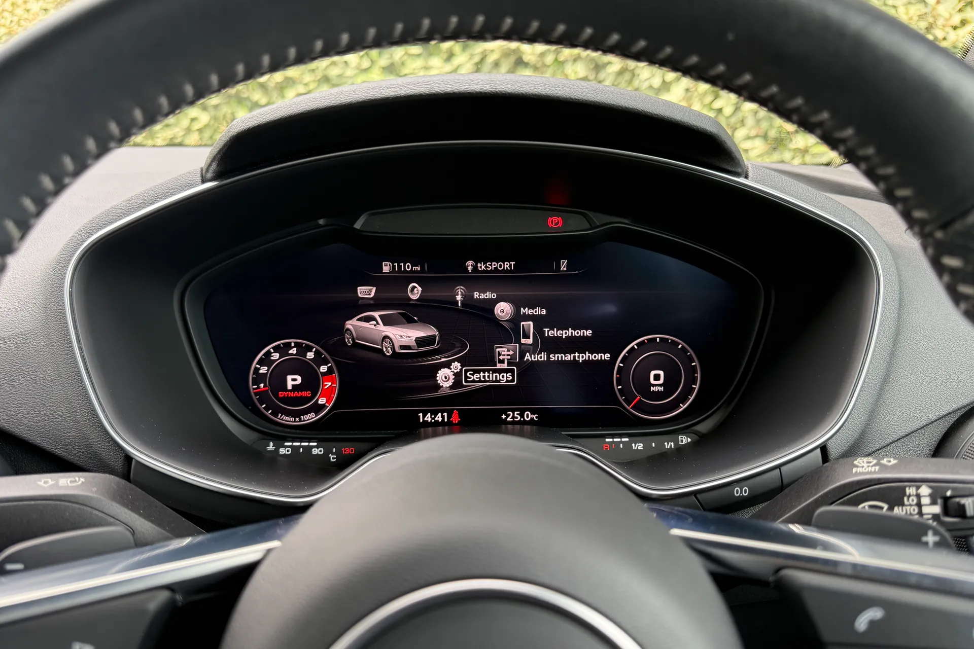Audi TT thumbnail image number 20