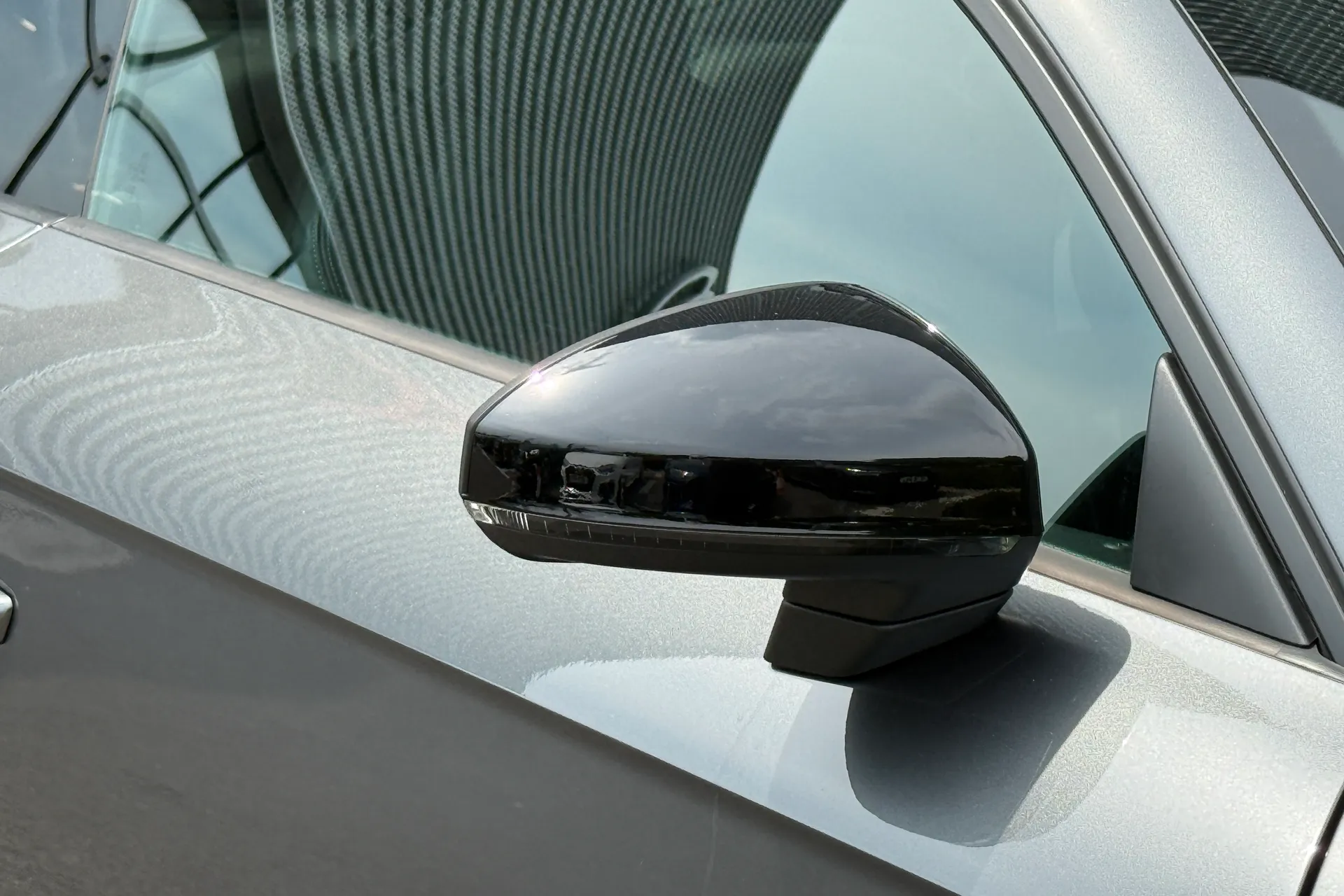 Audi TT thumbnail image number 23